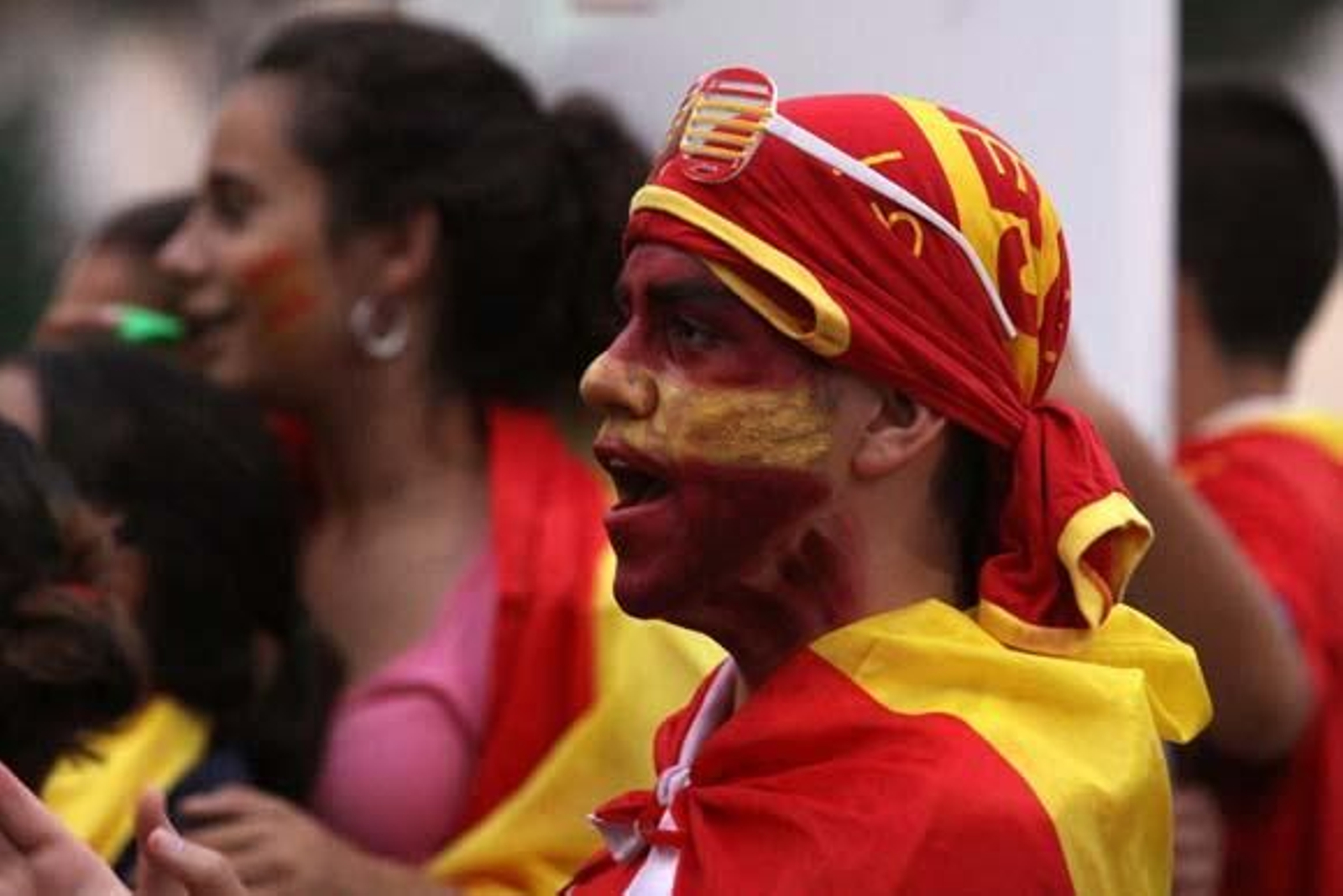Nadie se quedó en casa para celebrar el triunfo de la selección en Sudáfrica

Foto: Paco Guerrero/Vanessa Perez
