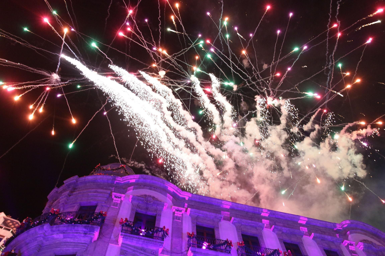 El encendido navideño de Almería, en imágenes