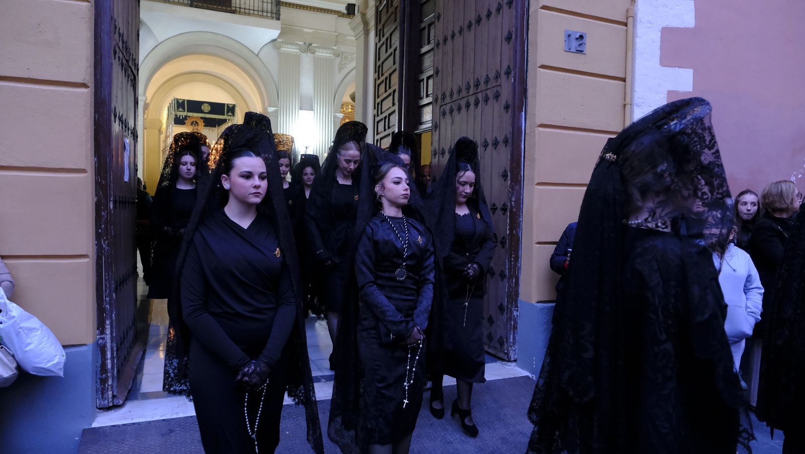 Las mejores imágenes del Santo Sepulcro, en Almería