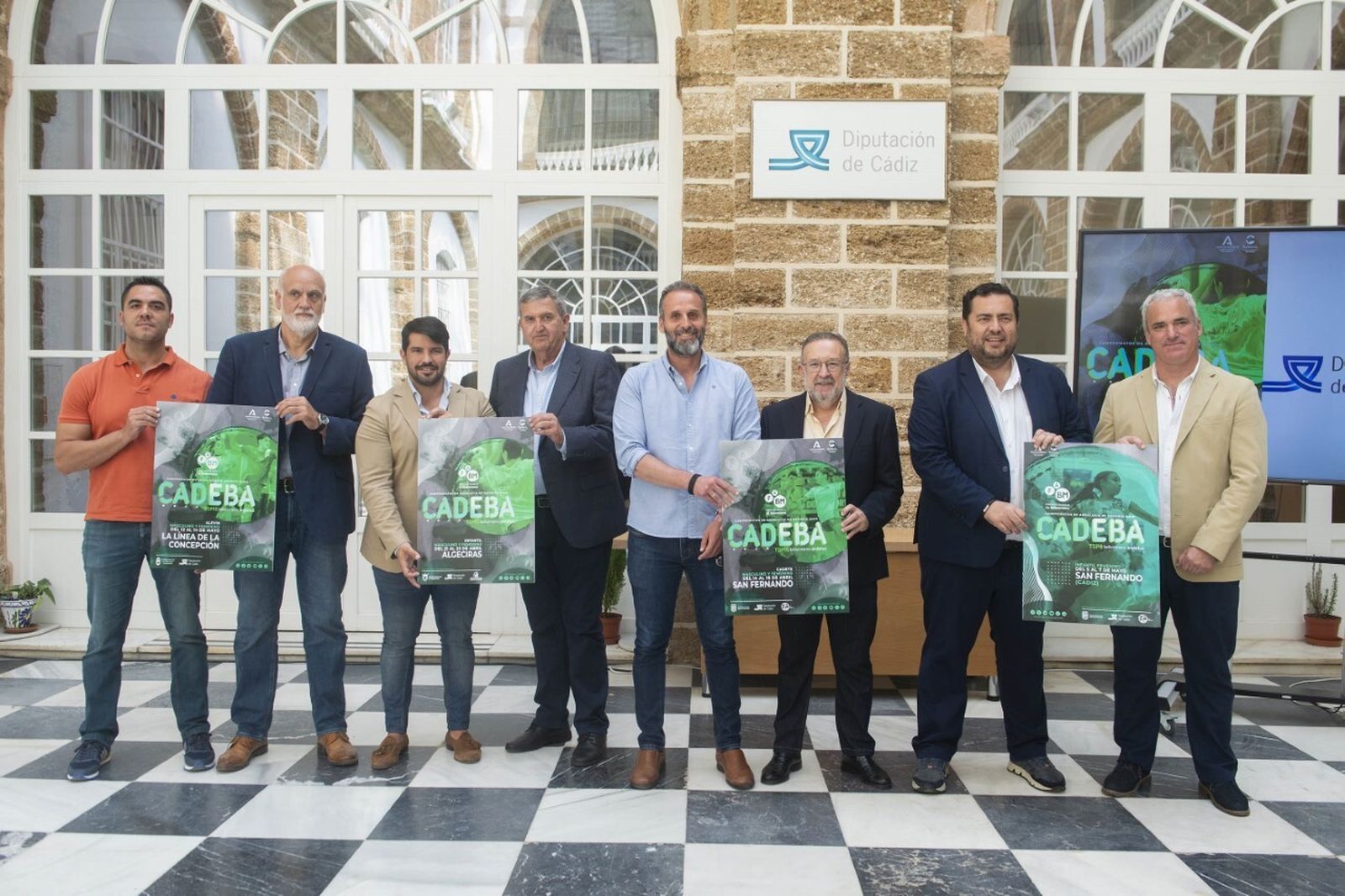 Los participantes en la presentación, en la Diputación de Cádiz