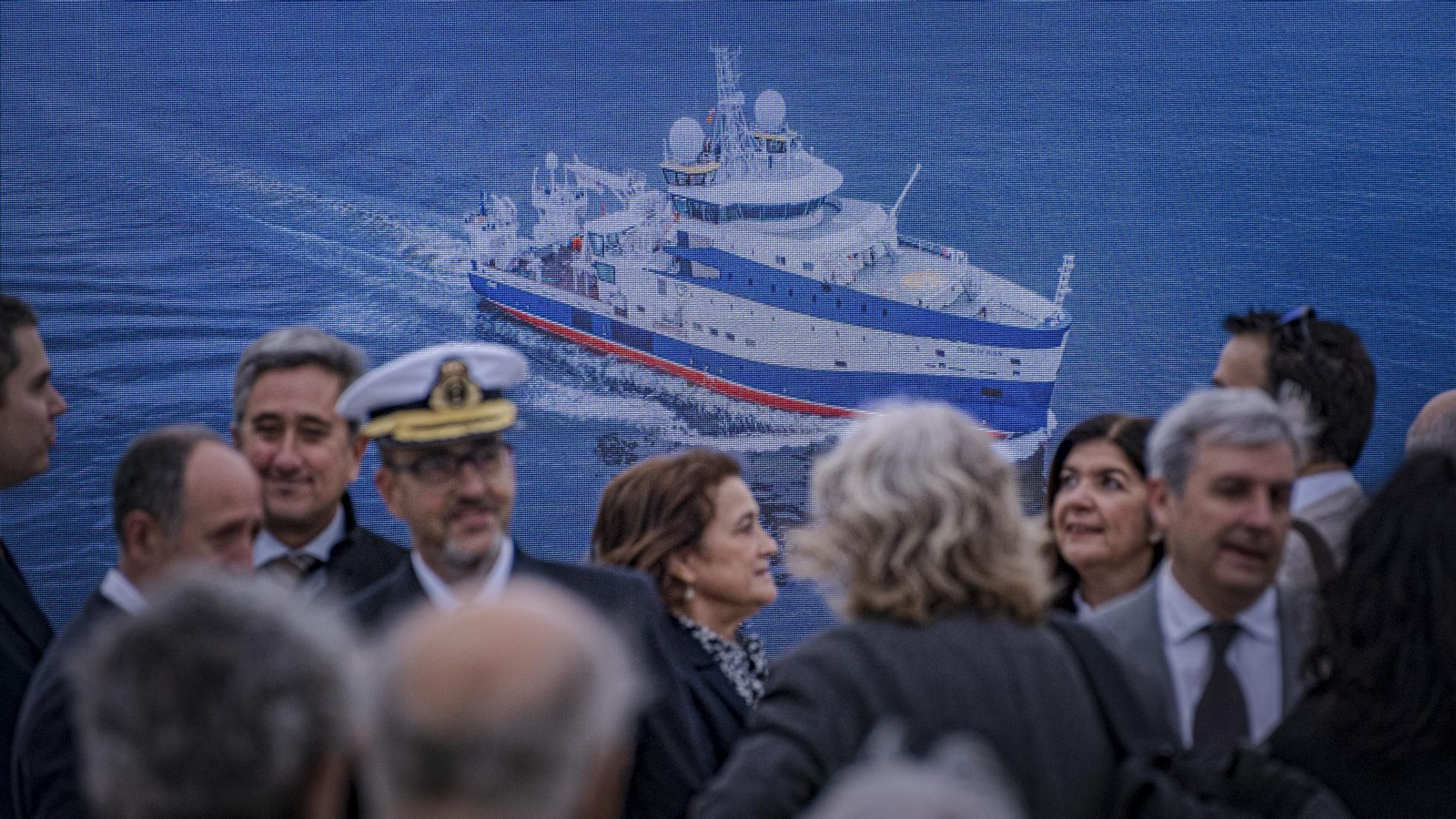 Las imágenes de la visita al buque oceanográfico del CSIC, 'Odon de Bien', amarrado en Cádiz