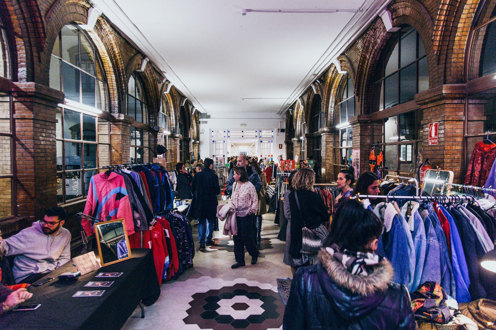 Vuelve a La Térmica de Málaga su rastro más cultural, el RED Friday