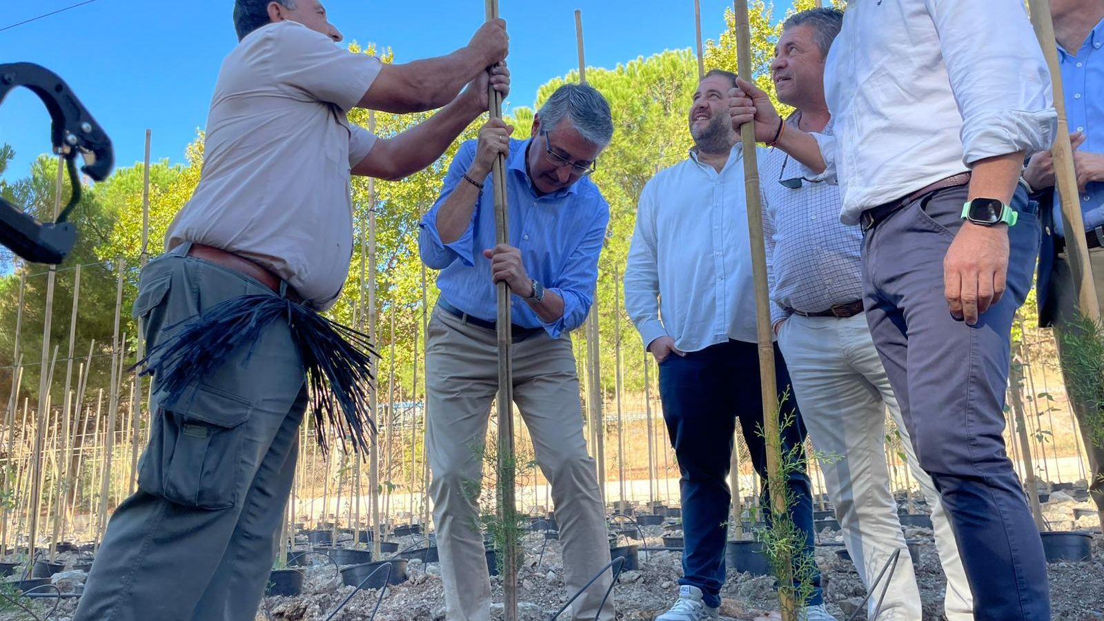 Visita del presidente del Diputación, Francisco Salado, al Centro de investigación 'Málaga Viva Lab'