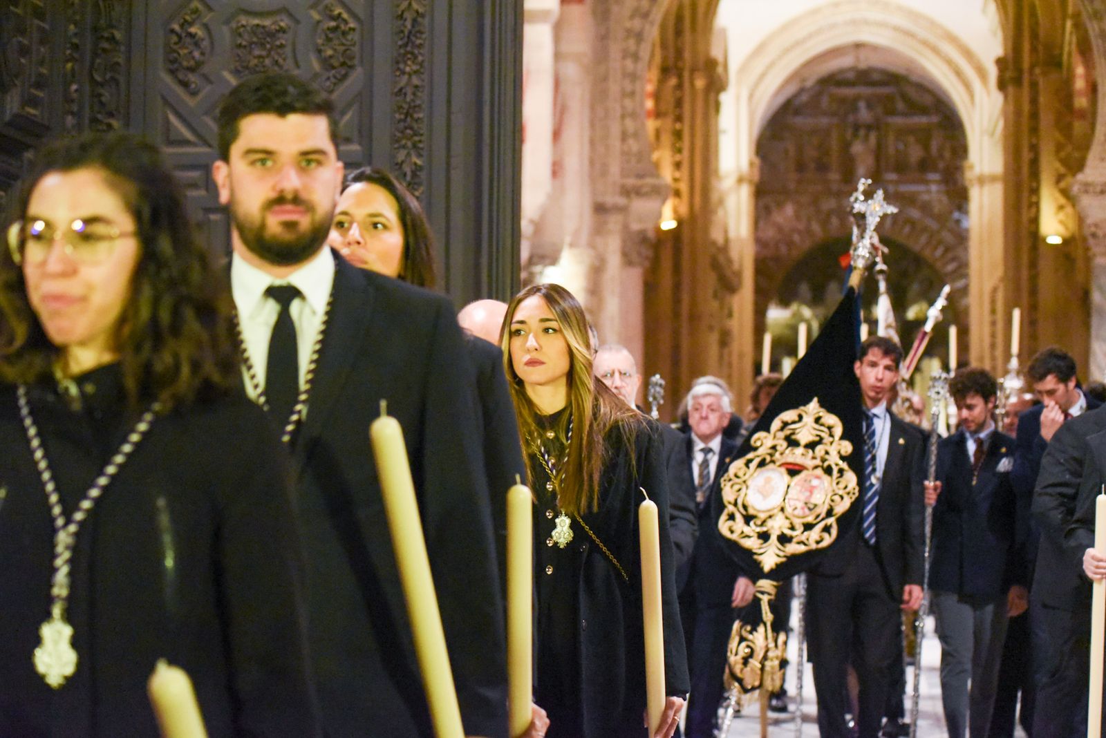 El Vía Crucis de las Cofradía con el Señor de la Sangre, en imágenes