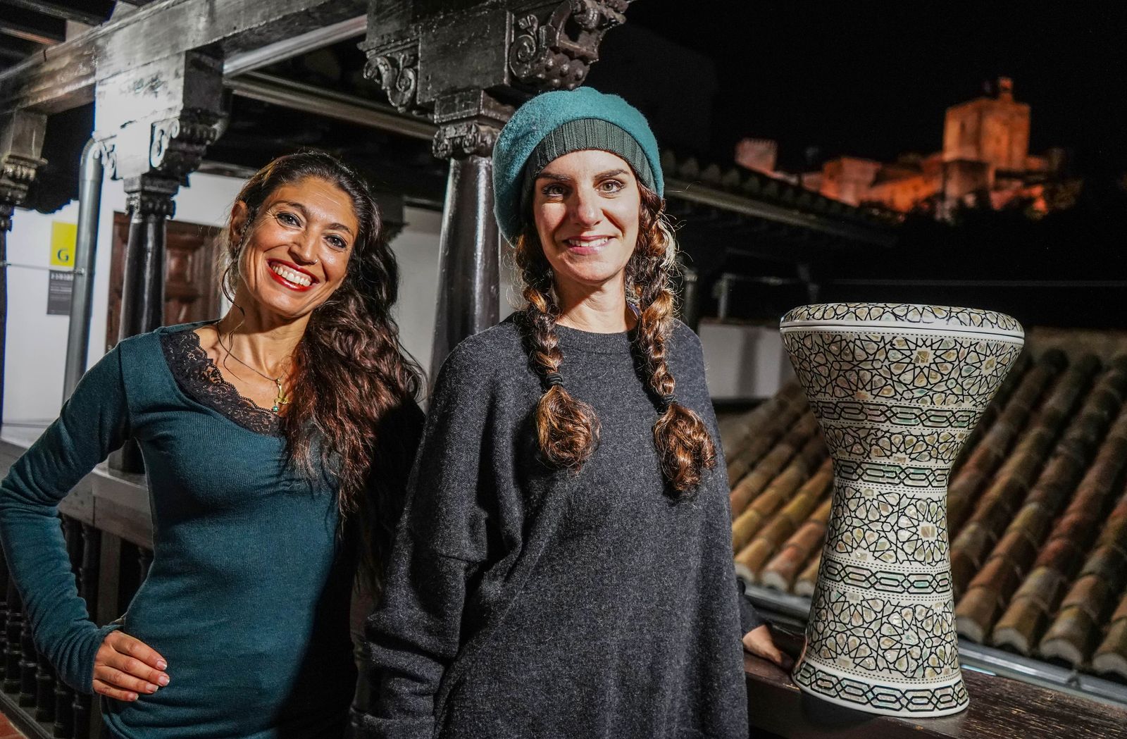 Dos de la integrantes de la formación.