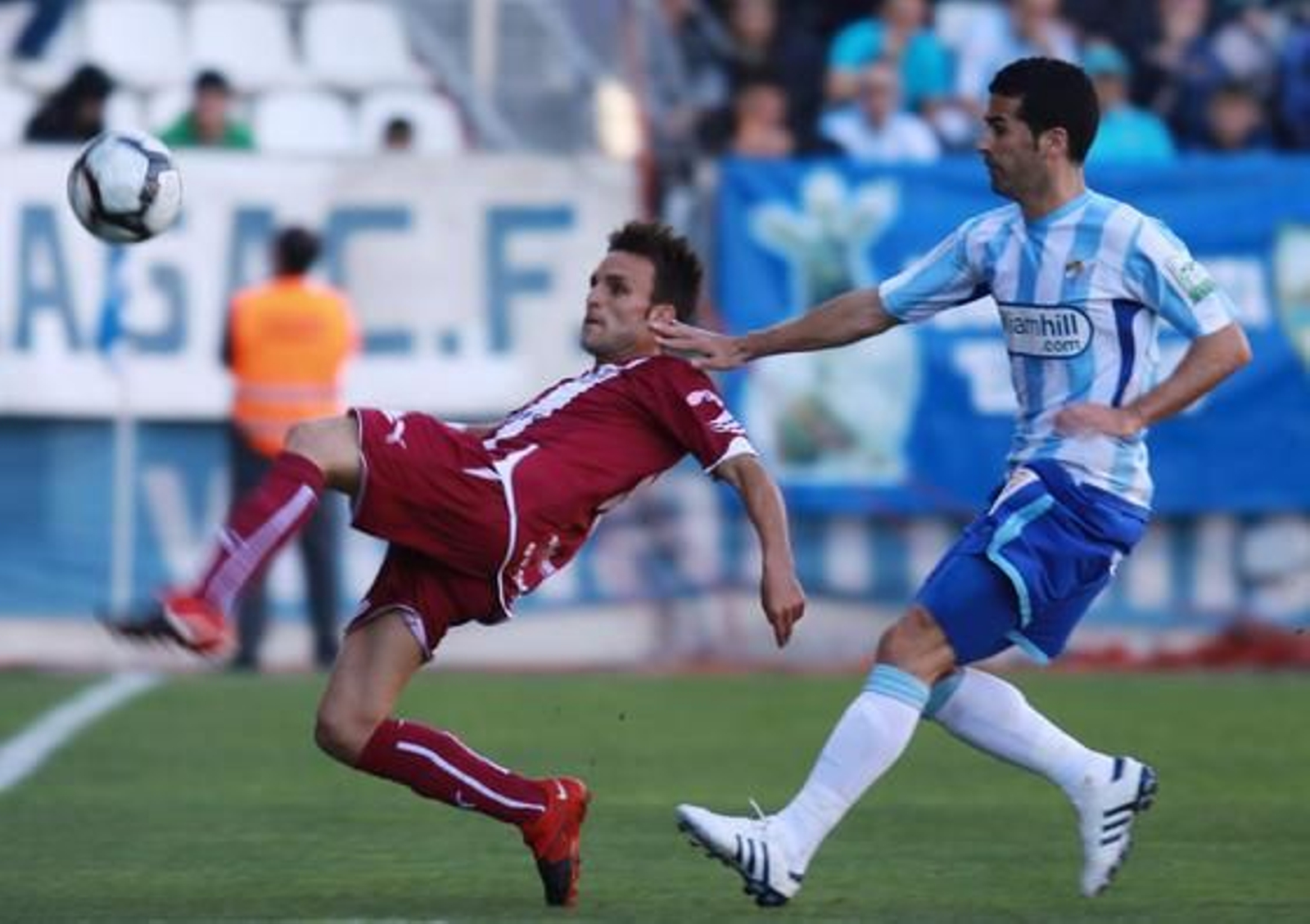 El Málaga empata en casa ante el Tenerife. / Migue Fernández