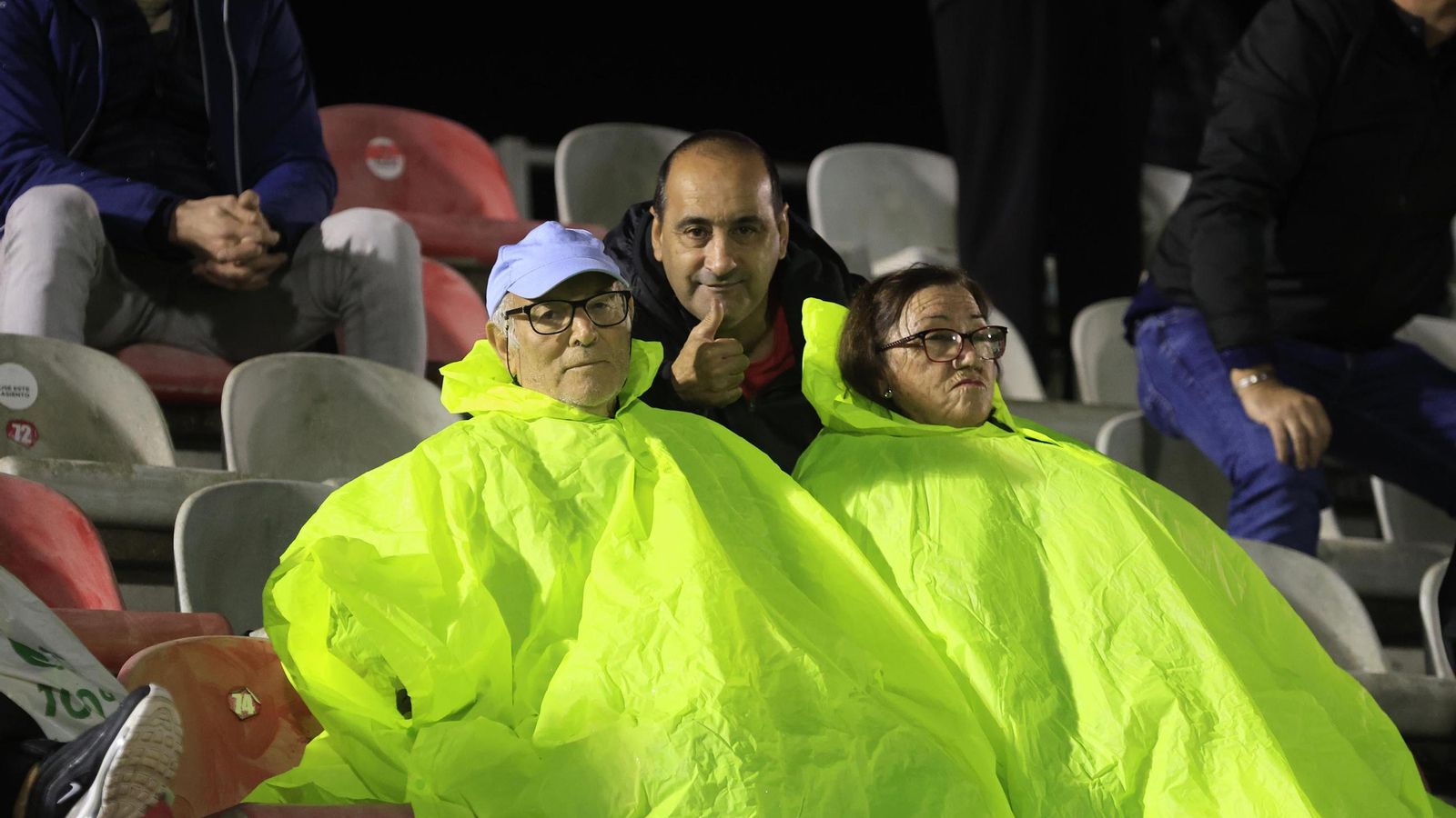 Búscate en el Nuevo Mirador durante el Algeciras - Villarreal B de Primera Federación