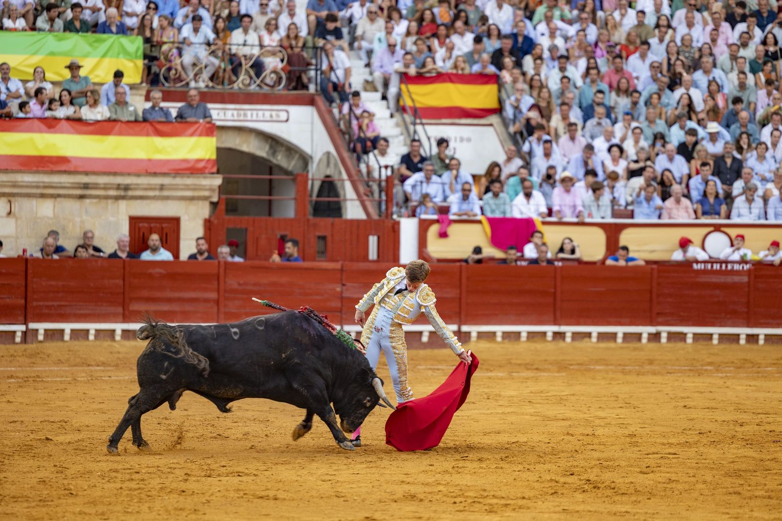 En imágenes, la última corrida de toros del verano en la plaza de El Puerto de Santa María