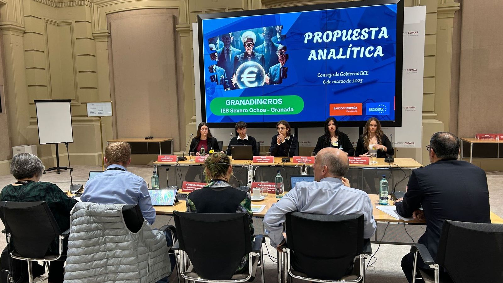 Exposición ante el jurado de expertos