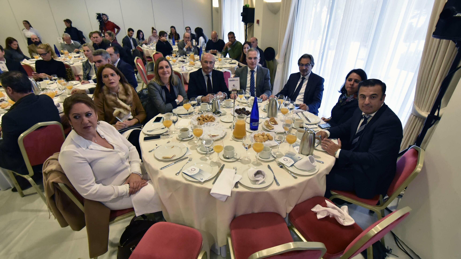 Las mejores fotos del Foro Joly con Juan Bravo