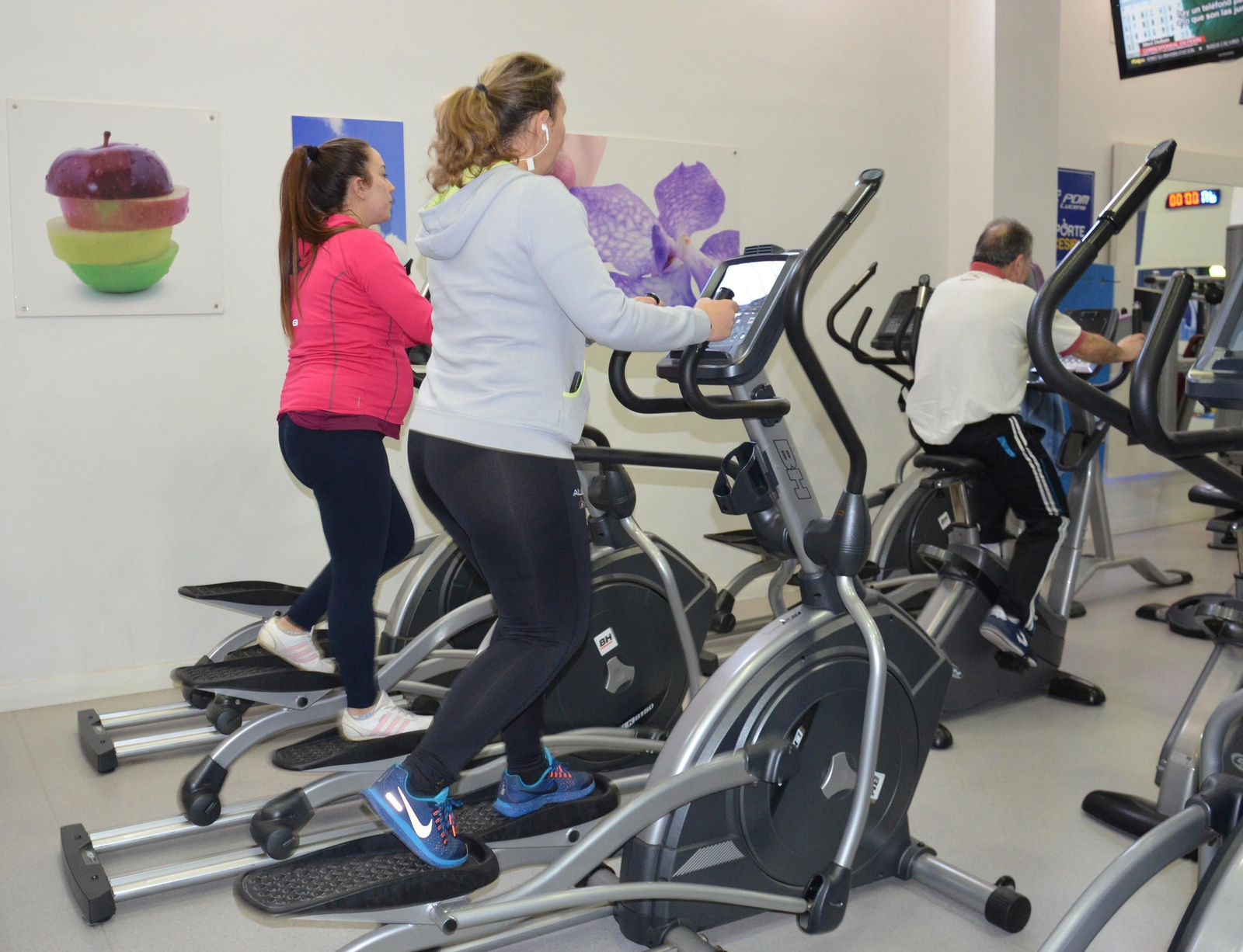 Usuarios del Servicio Deportivo Municipal de Lucena.