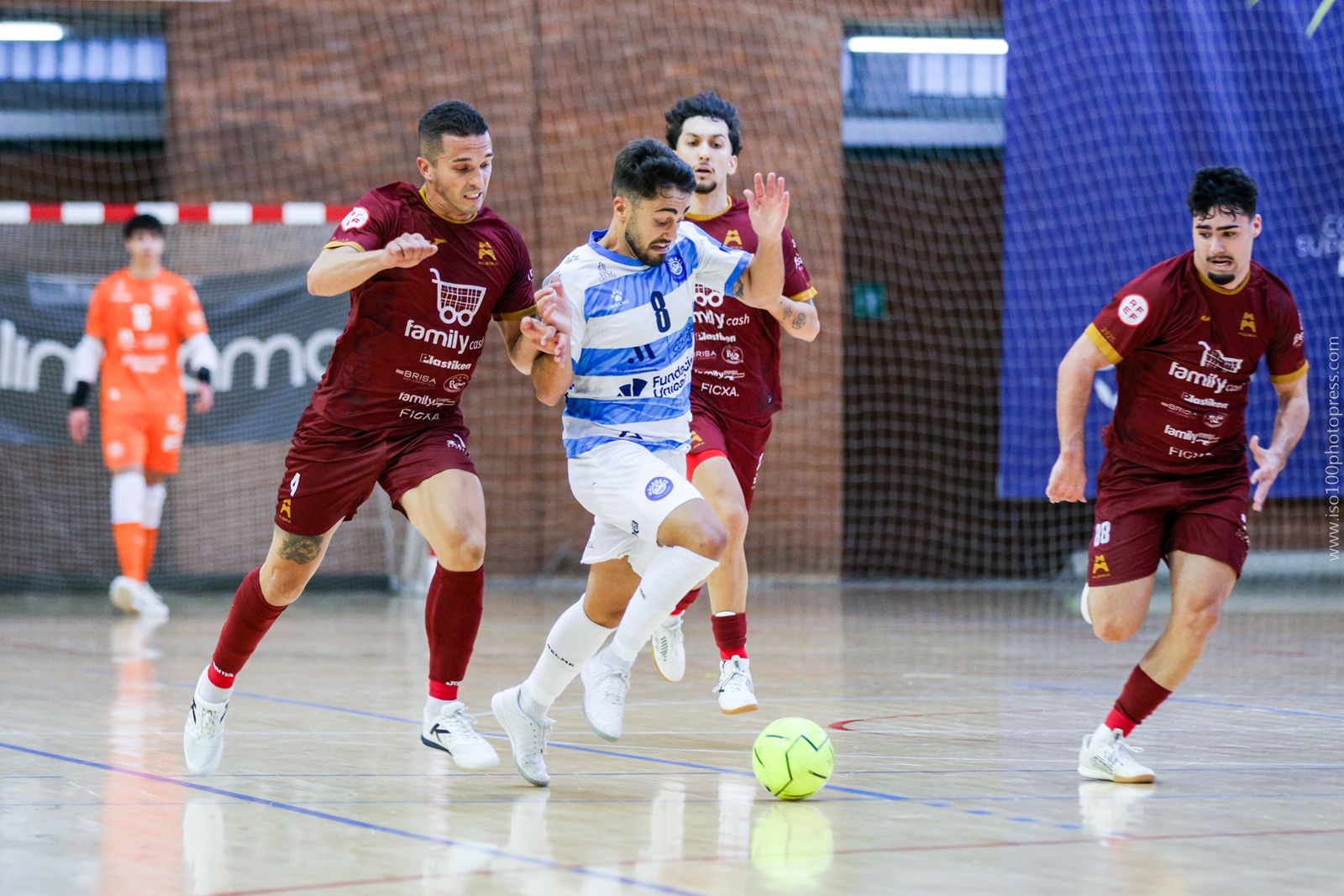 El Málaga Ciudad Redonda fuerza el tercer partido ante el Alzira