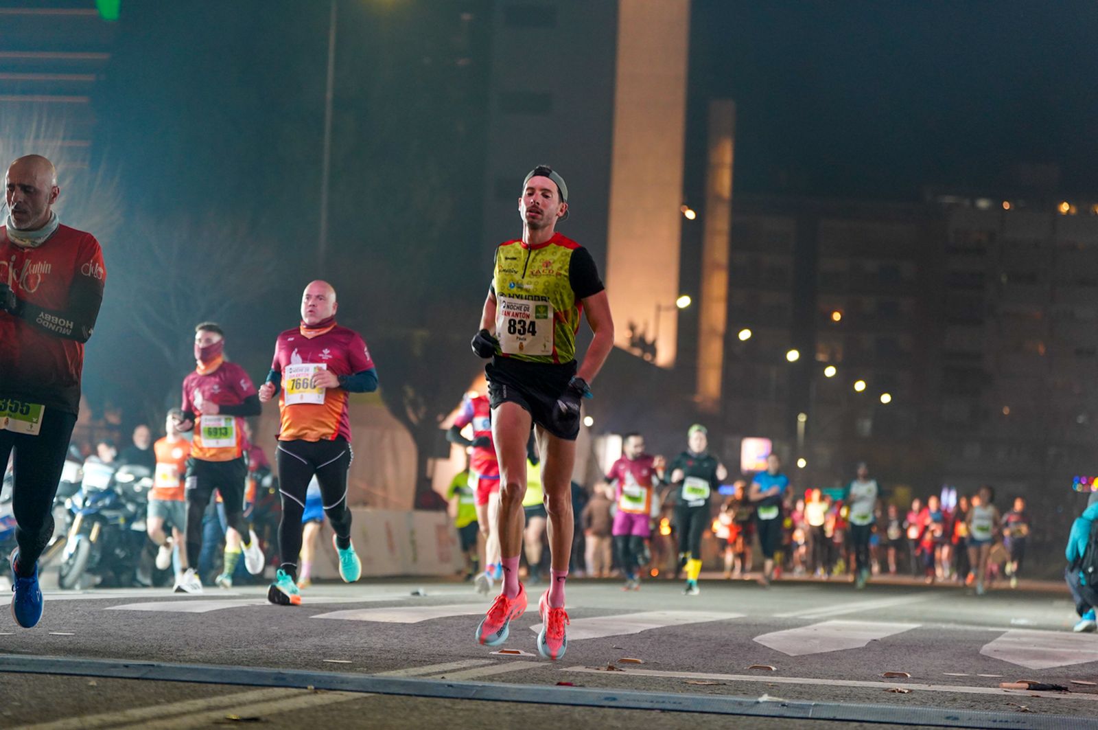 En imágenes: búscate en tu llegada a meta de la Carrera de San Antón 2026 (8)