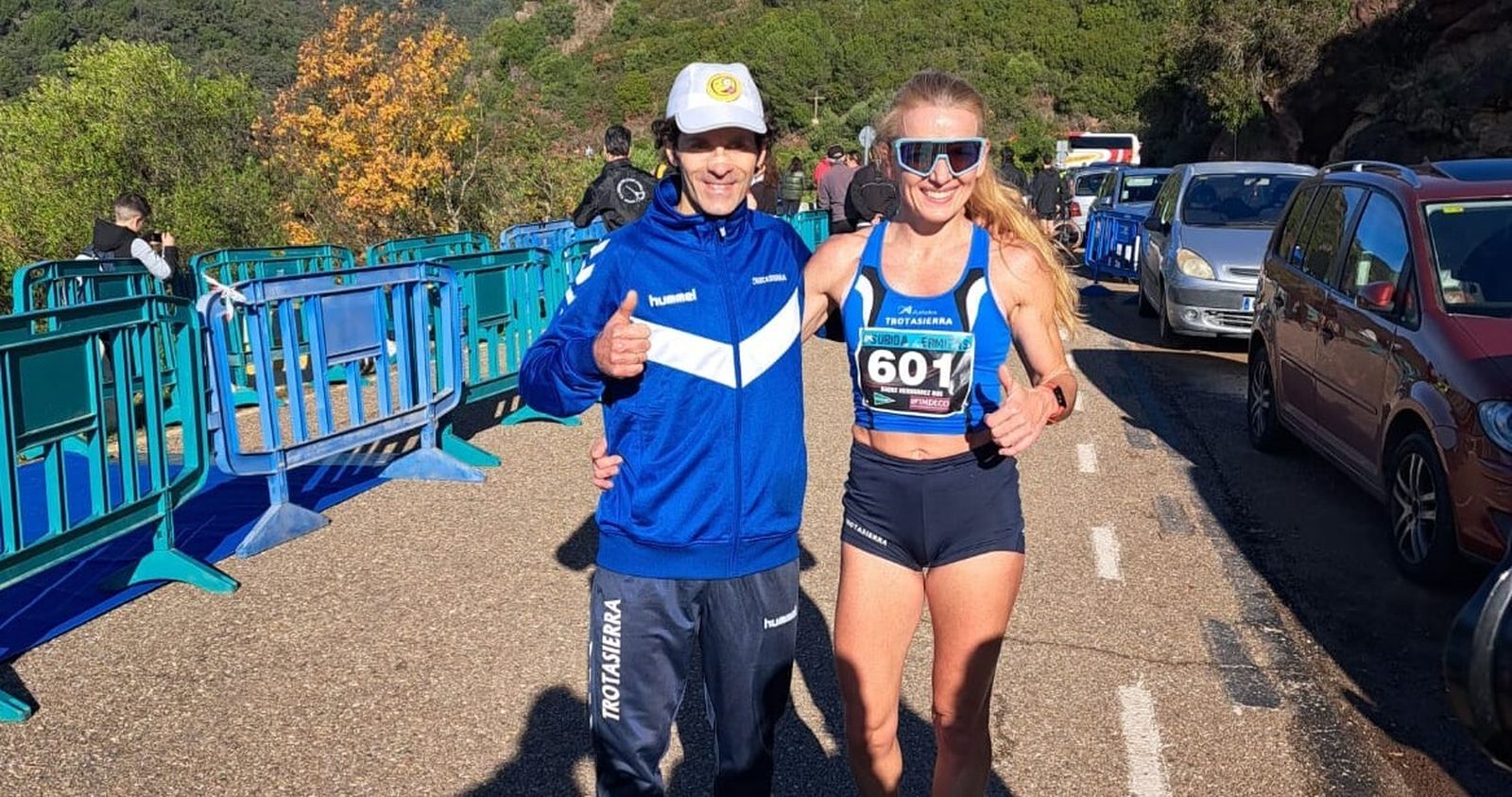 Andrés Moreno y Raquel Hernández posan tras su triunfo en las Ermitas.