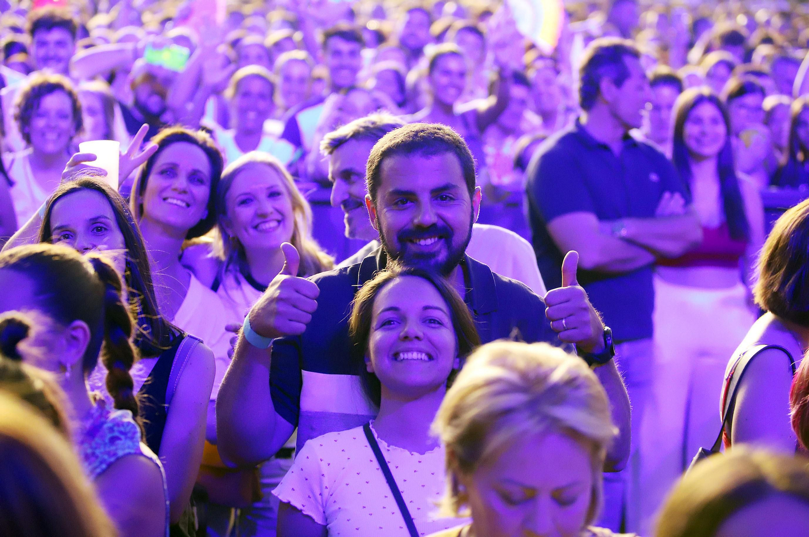 Las mejores imágenes de Manuel Carrasco en su concierto en Huelva