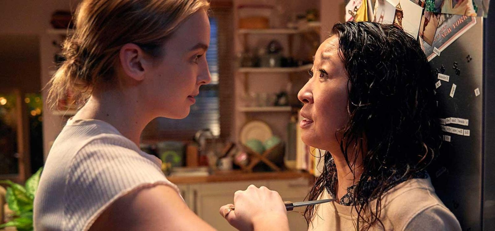 Jodie Comer y Sandra Oh en una dramática escena de su relación en la ficción 'Killing Eve'.