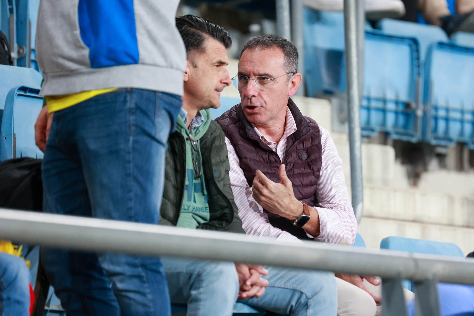 Búscate entre las imágenes del partido de fútbol entre Cádiz CF y Deportivo