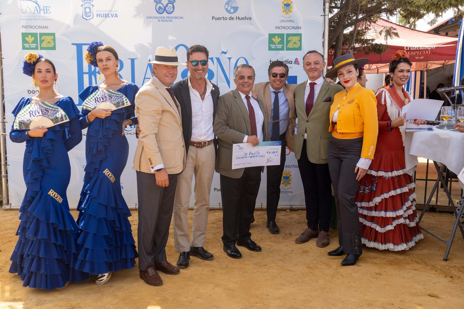 Imágenes de la entrega de reconocimientos de la X edición de la Feria de Otoño y del Caballo 2025 de Huelva