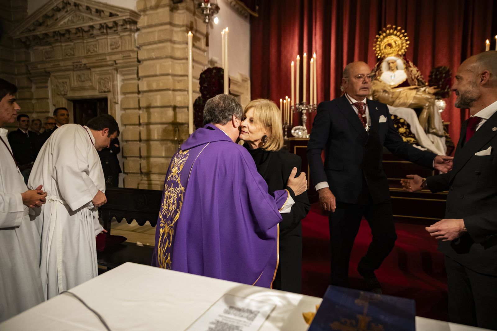 La Virgen de las Angustias recibe la Medalla de Oro de Jerez