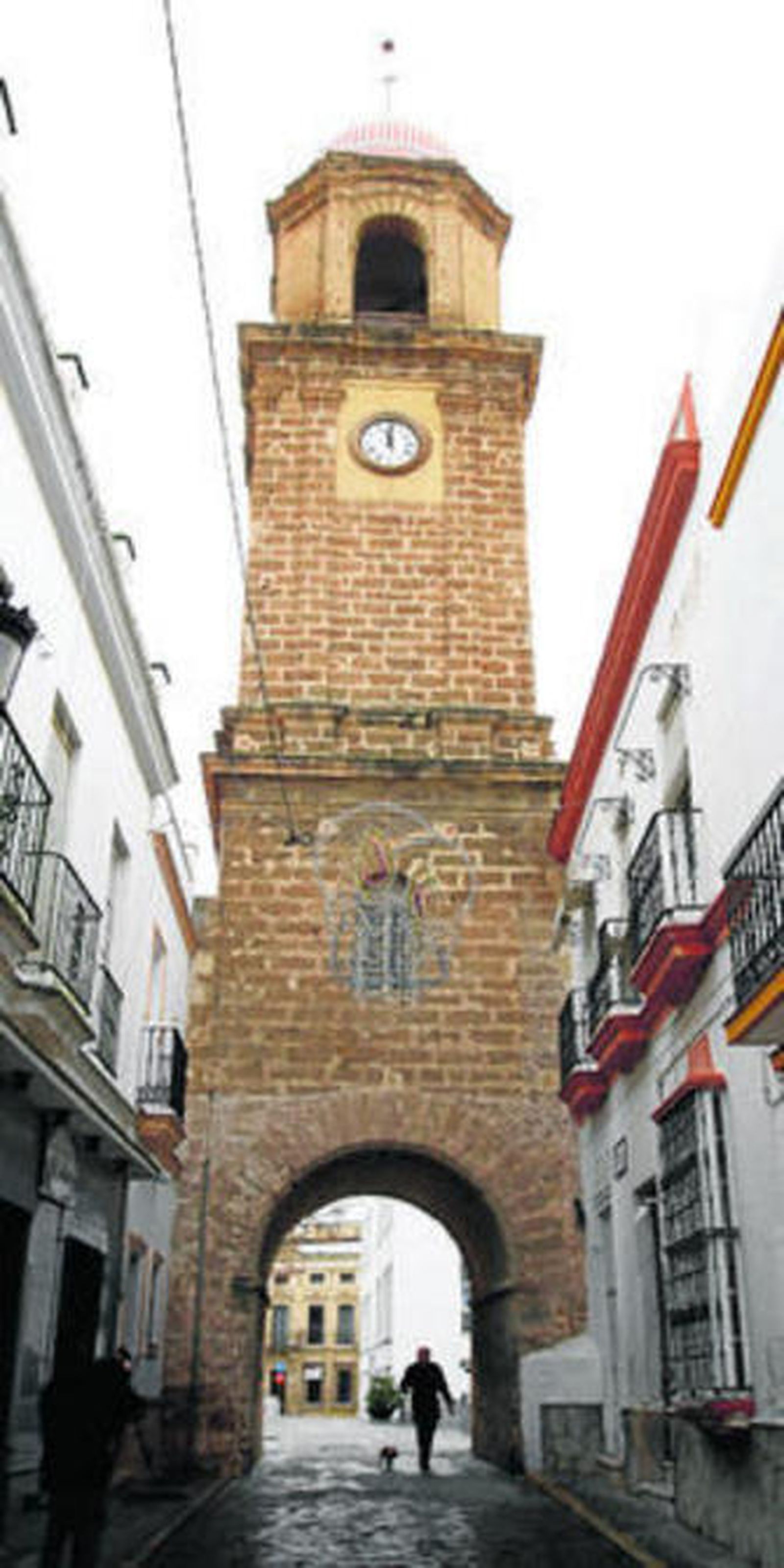 Aspecto actual de la torre, a la que se le han retirado los andamios.
