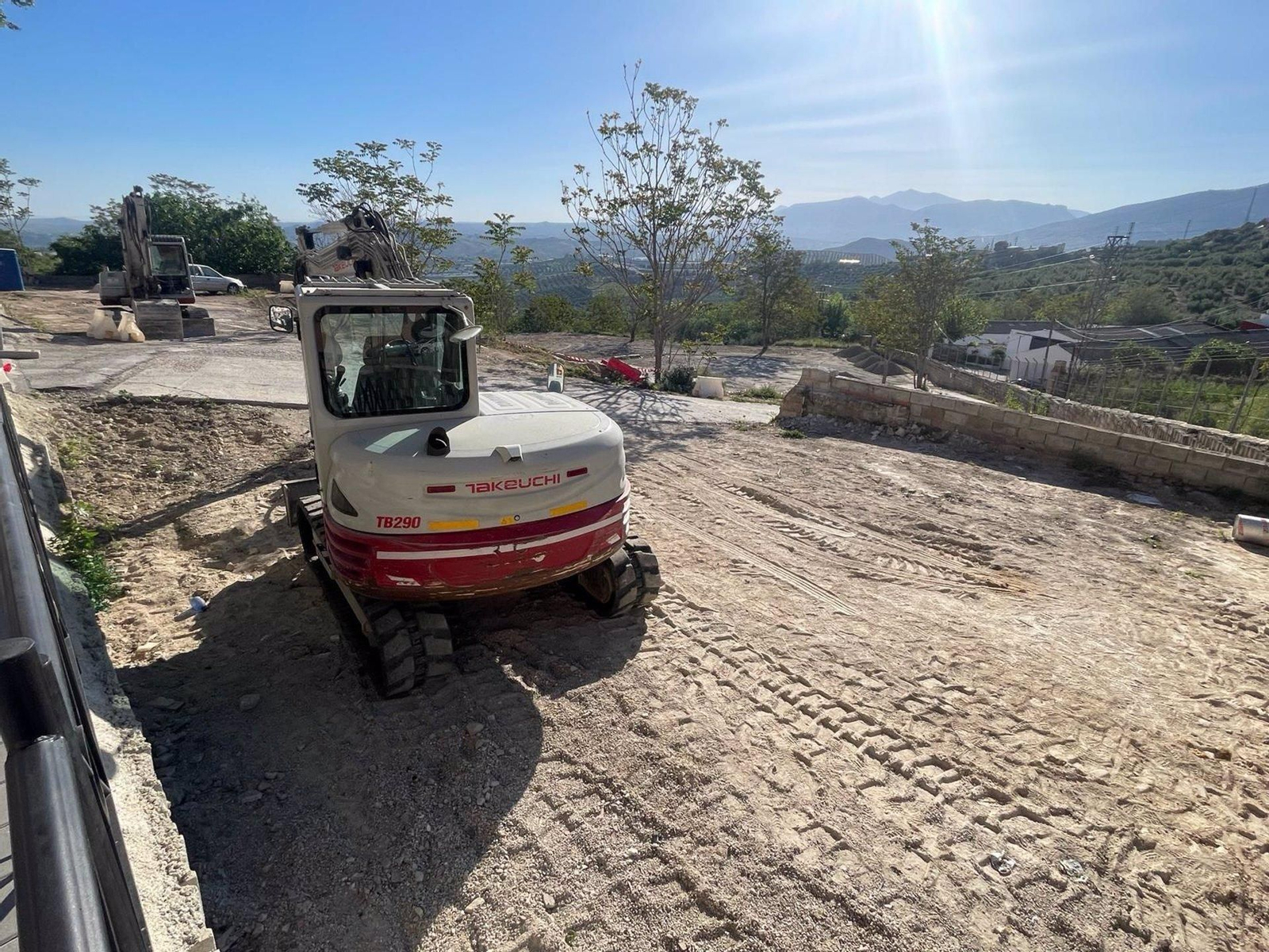 Obras para el nuevo aparcamiento.