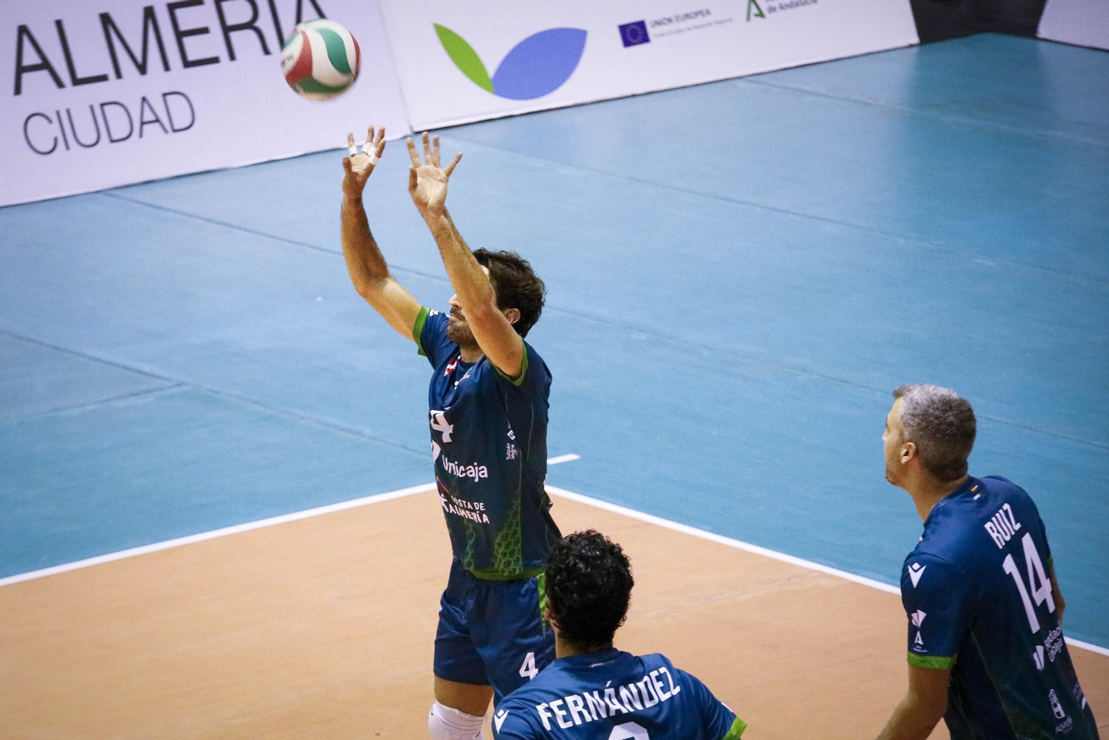 Unicaja Costa de Almería-Arenal Emeve de la Superliga, en imágenes