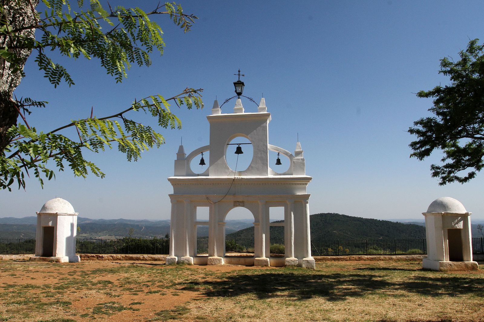 La peña de Arias Montano en Alájar.