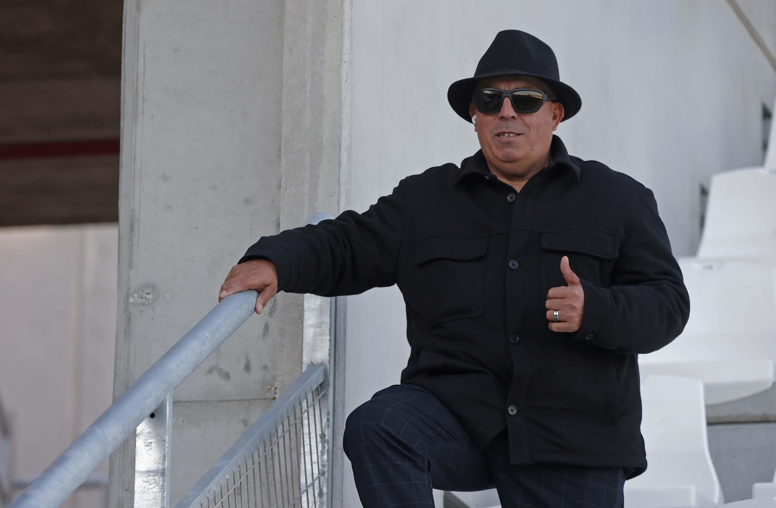 Búscate durante el Balona - Antoniano en el Ciudad de La Línea