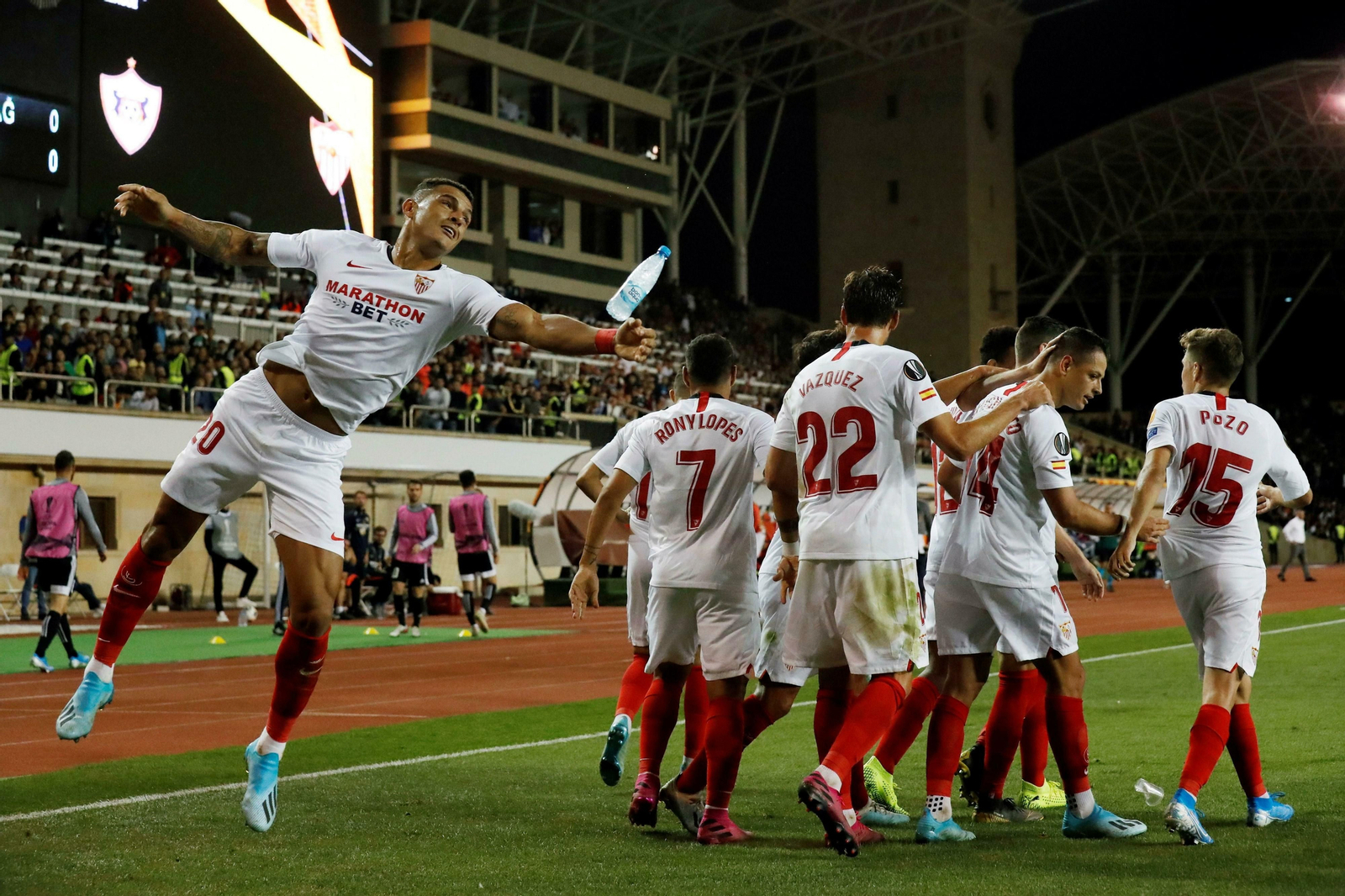 El Qarabag-Sevilla, en imágenes