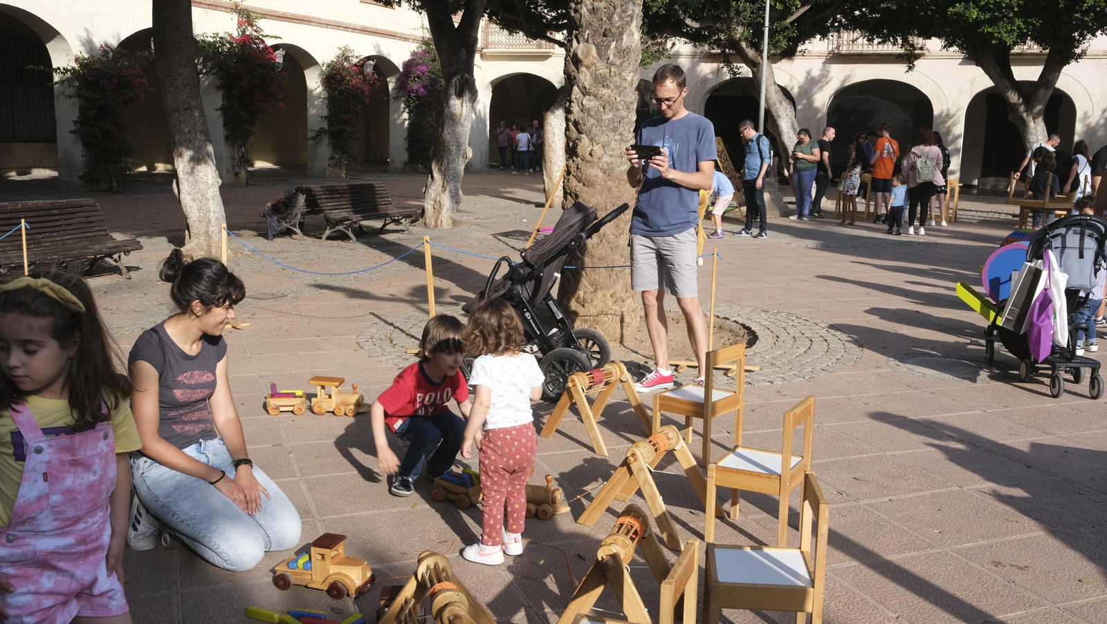 Imágenes de la Noche en Blanco, en Almería