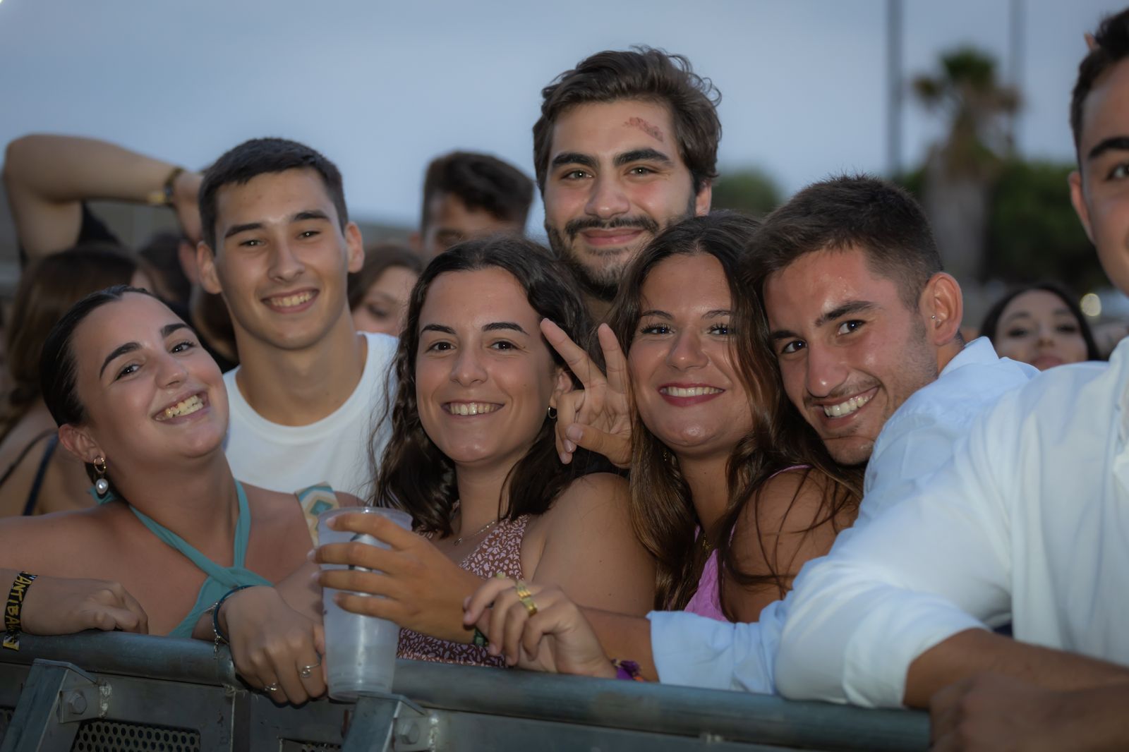 Búscate en el concierto de Raulé en Bahía Sound