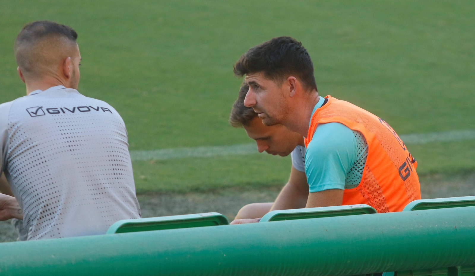 La plantilla del Córdoba CF 21-22, uno a uno