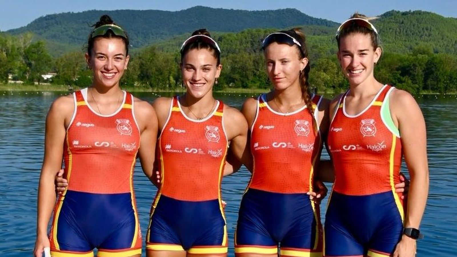 Candela Martínez, Olivia del Castillo, Aina Arteman, Amanda Gil, cuatro sin Sub23