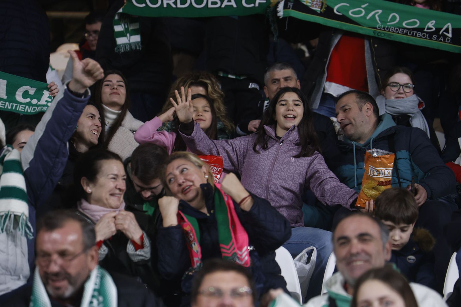 Las mejores fotos del ambiente en El Arcángel para el Córdoba CF - Valladolid