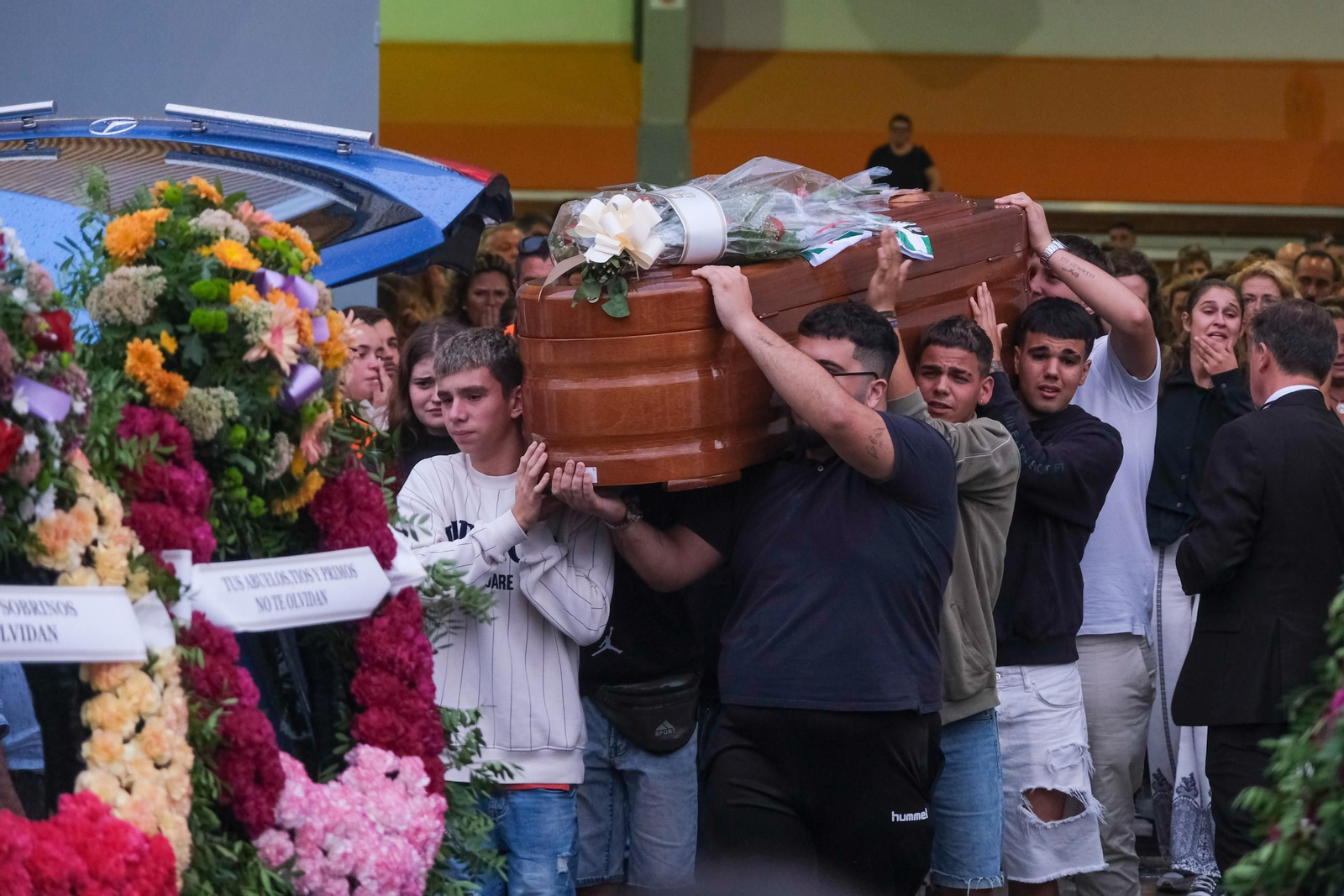 Funeral de la familia fallecida en el incendio de Guillena