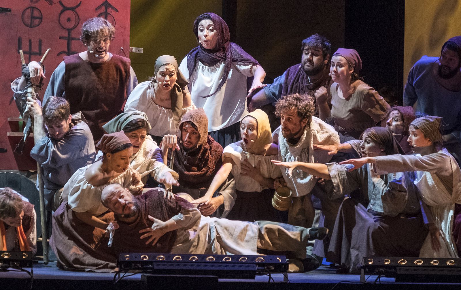 Representación de 'El médico. El musical' en La Rábida.