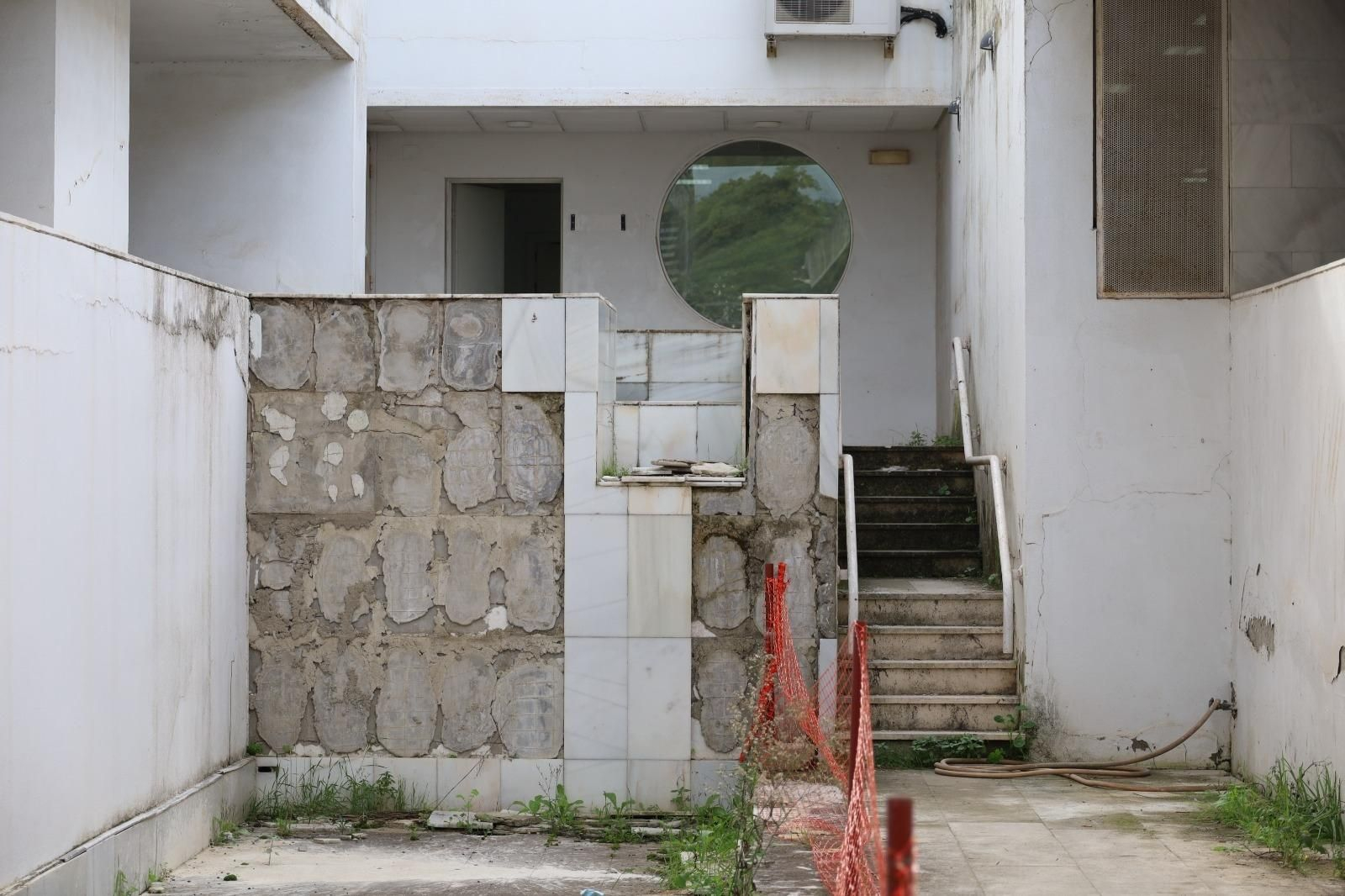 El mal estado del Pabellón de España de la Expo 92