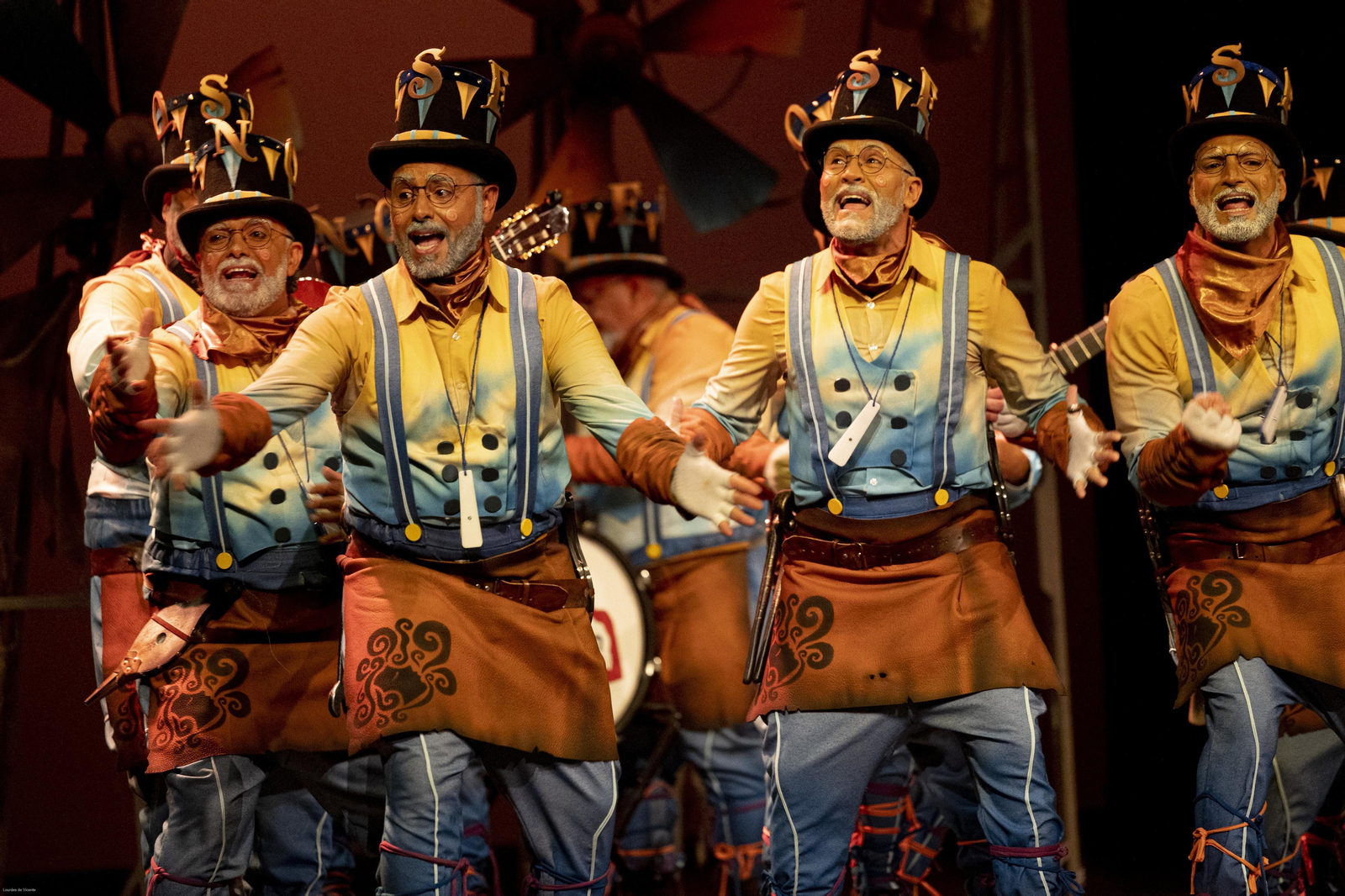 Comparsa 'Los fabricantes'