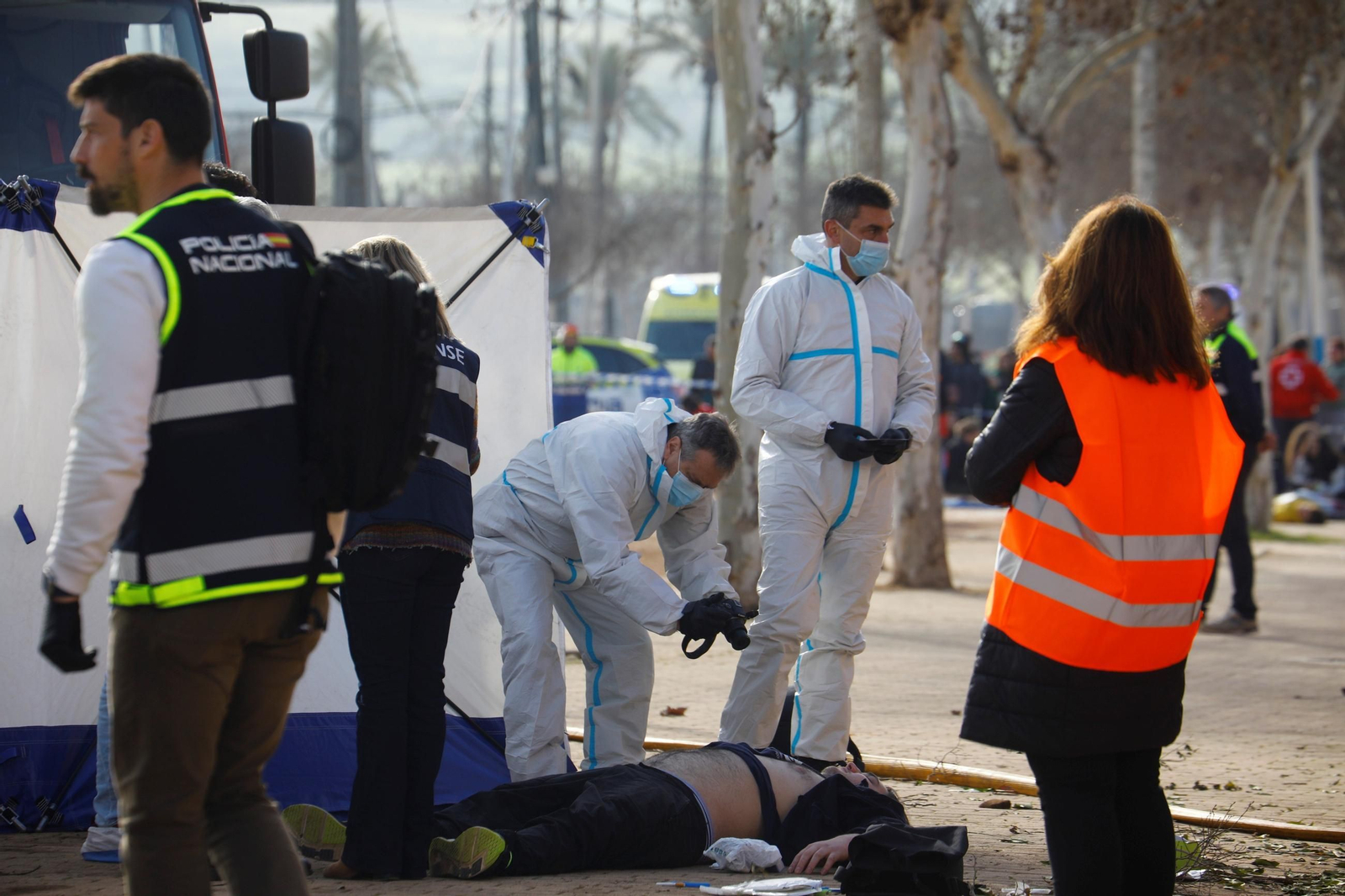 El simulacro de actuación ante una explosión en la Feria de Córdoba, en imágenes