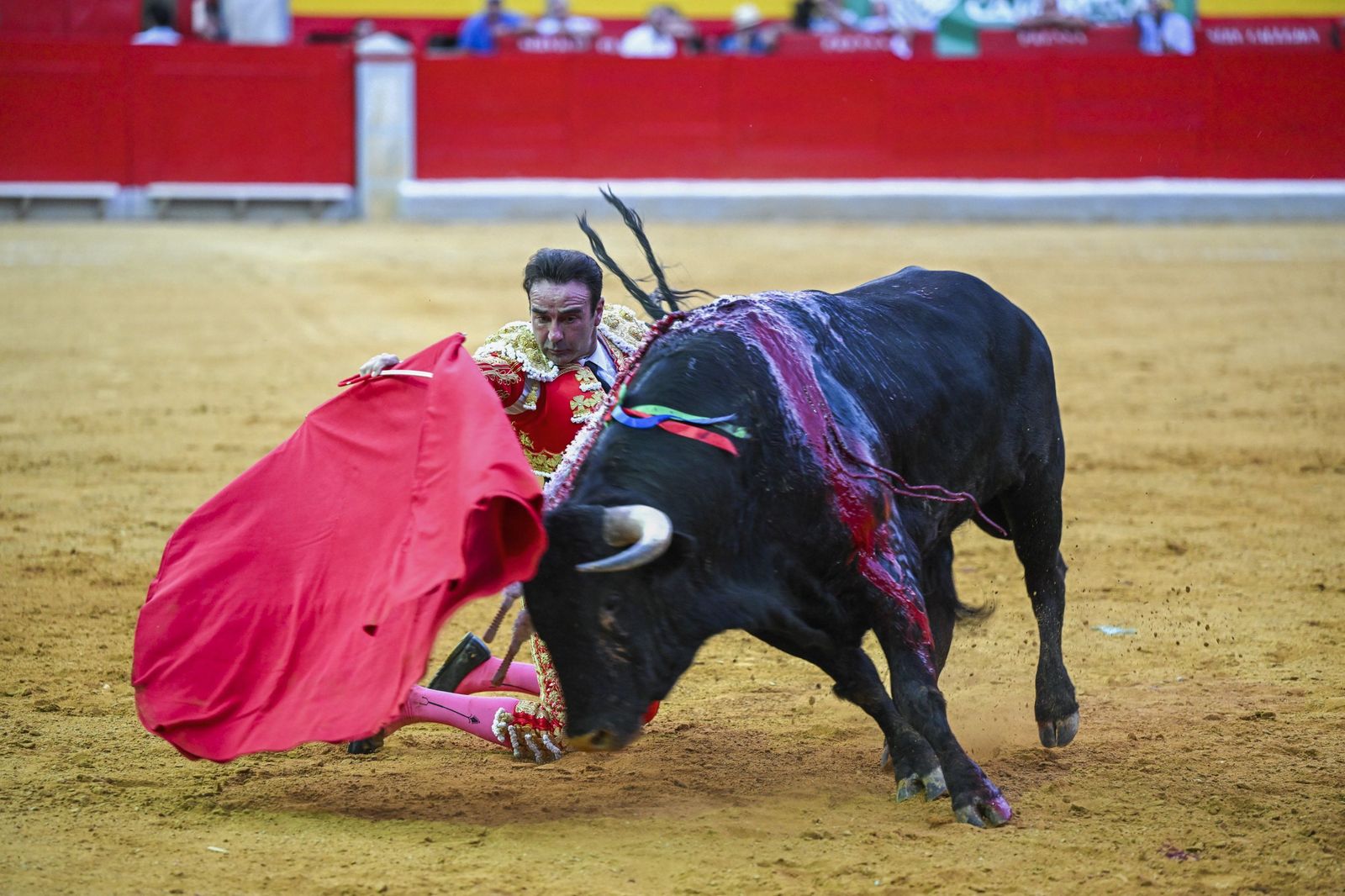 El Fandi y Ponce triunfan en la primera corrida del Corpus