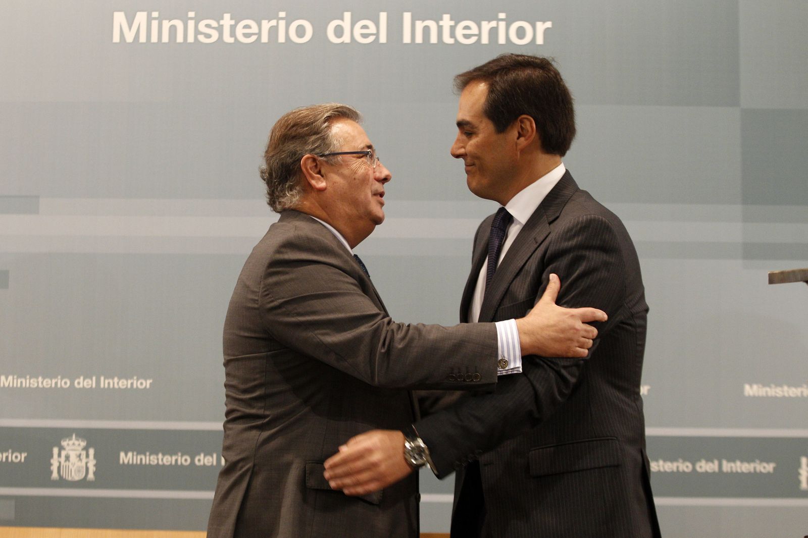 Los miembros del gabinete de Zoido juran sus cargos