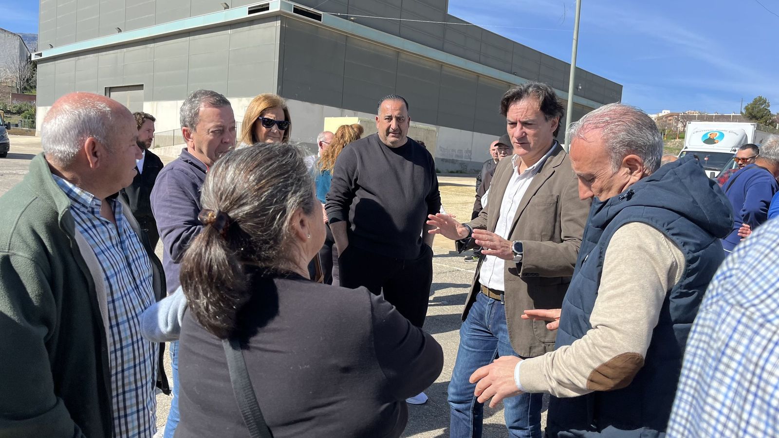 Convocatoria de comerciantes en el mercadillo de Jaén.