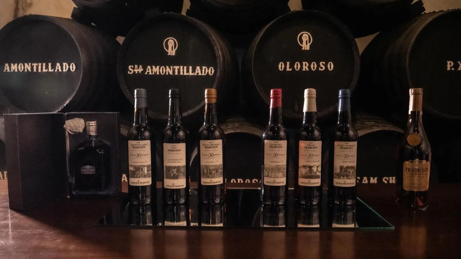 Gama de jereces VORS de Tradición, entre ellos el Amontillado y el Oloroso, galardonados en los premios Aepev.