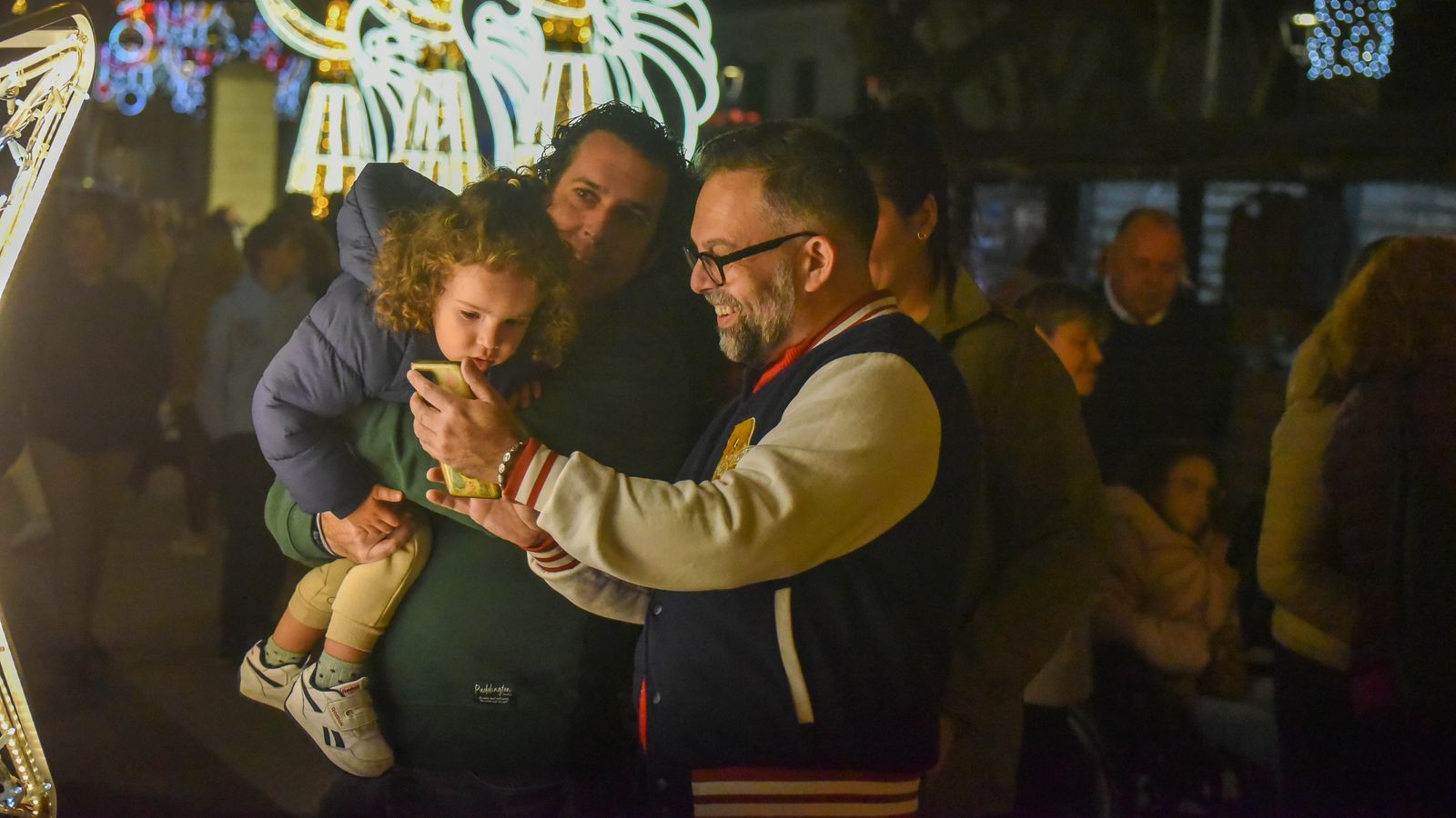El encendido del alumbrado de Navidad de San Roque, en imágenes
