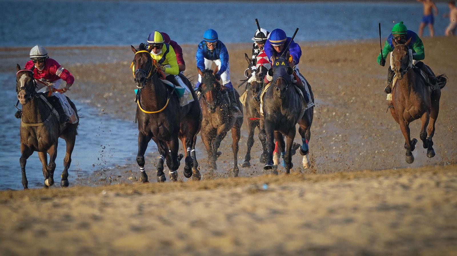 Gran ambiente en las carreras de caballos de Sanlúcar