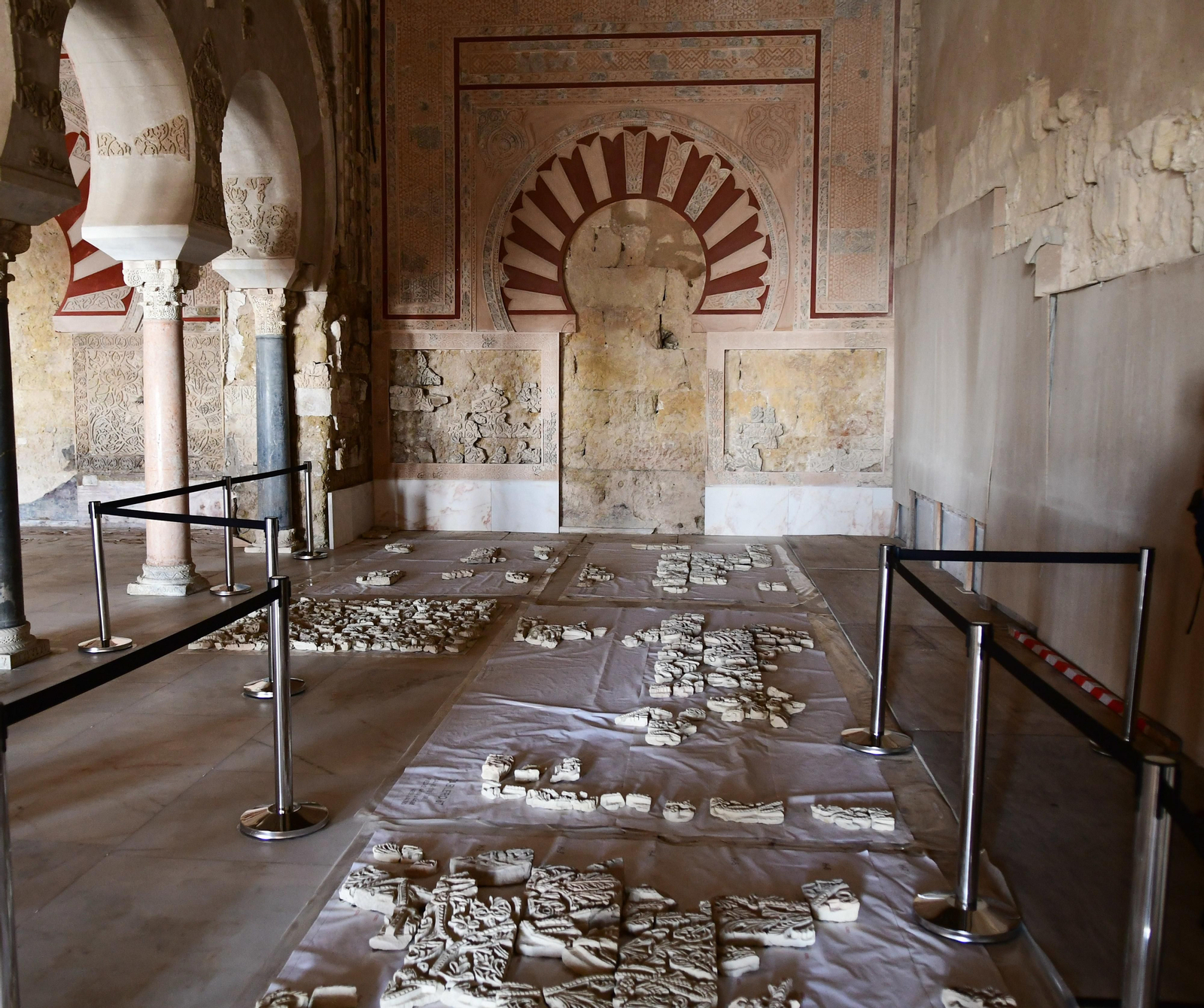 La restauración del Salón Rico de Medina Azahara, en imágenes