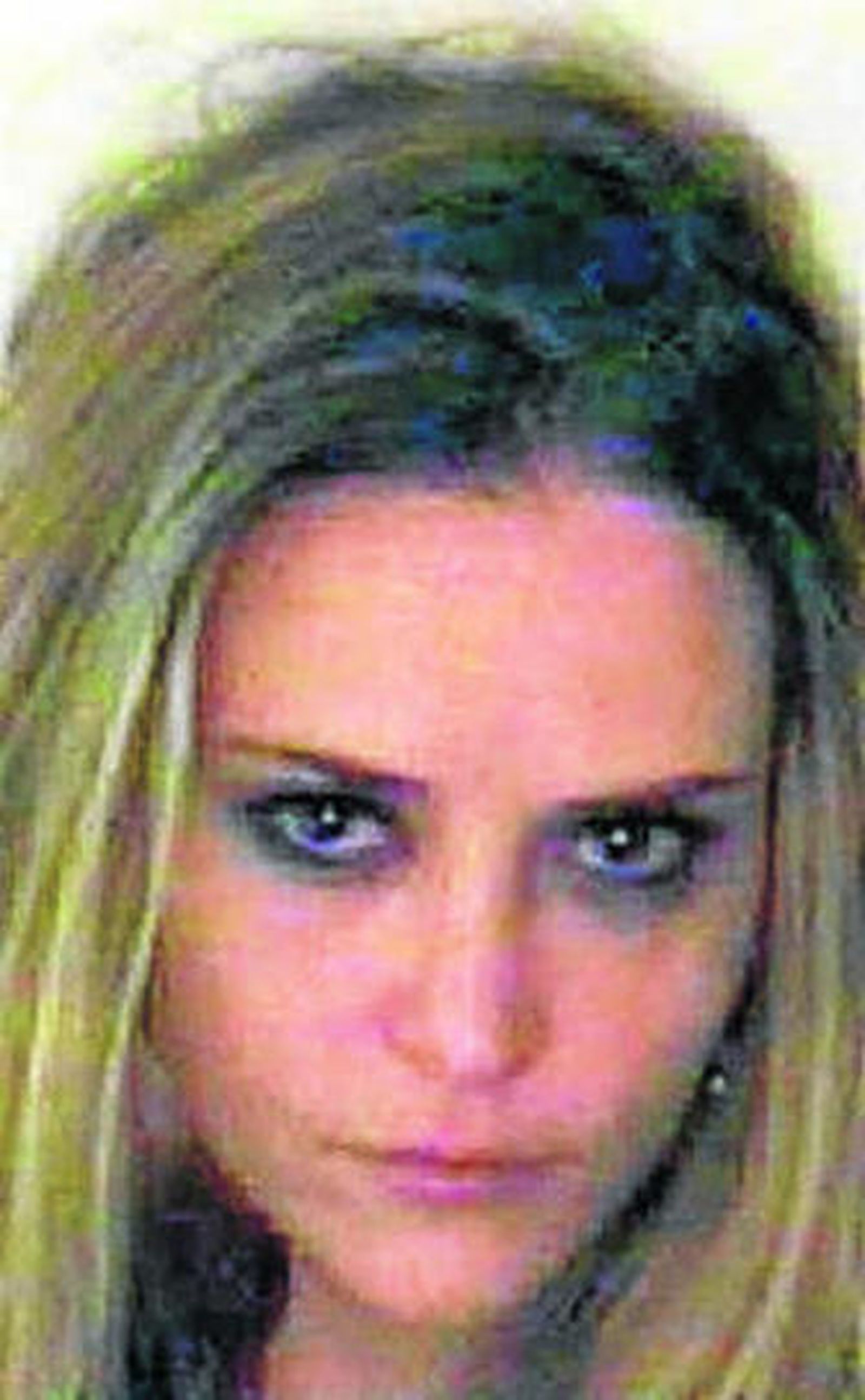 Detenida por posesión de drogas la ex de Charlie Sheen