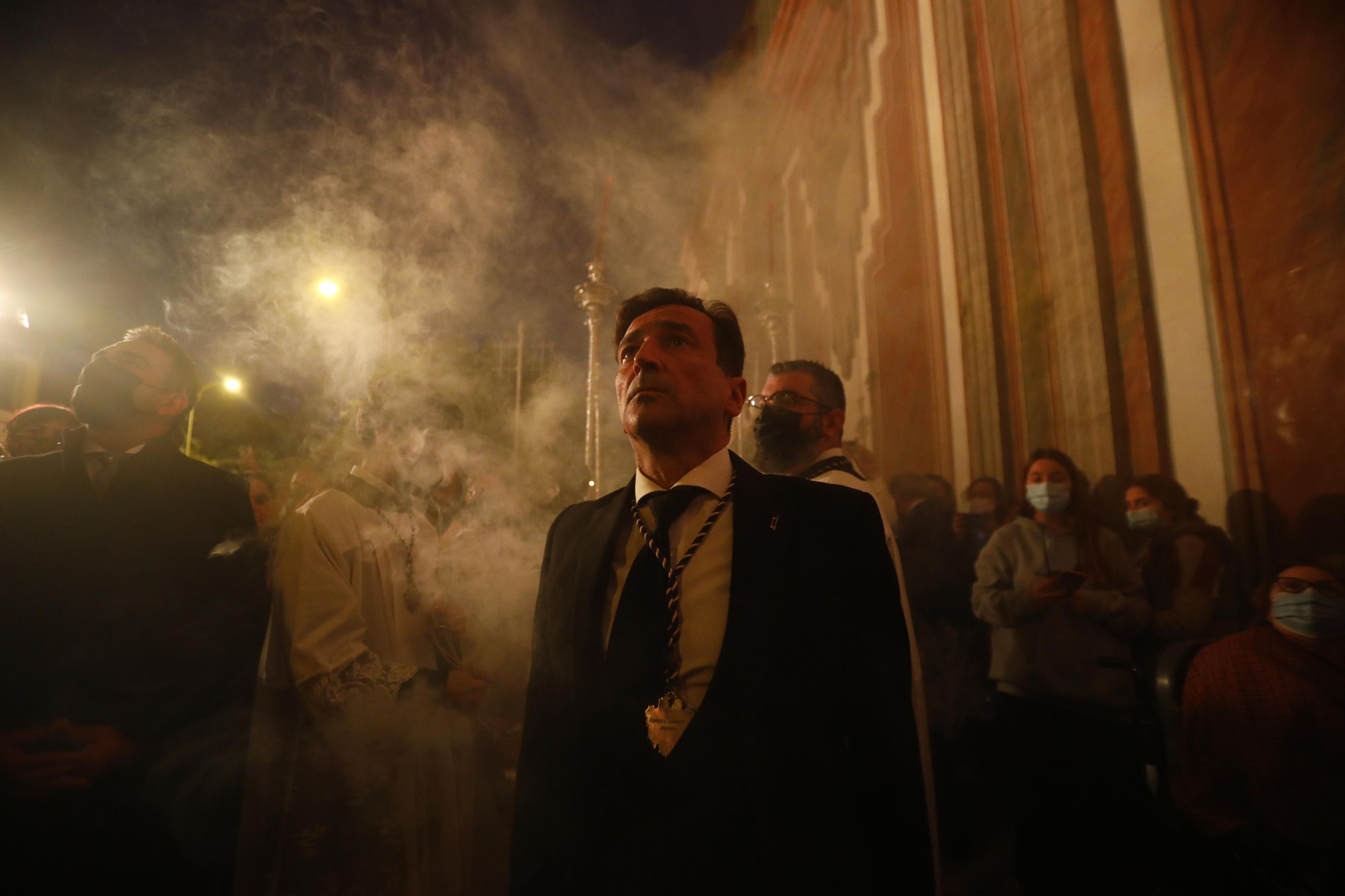 El vía crucis del Señor del Soberano Poder de Córdoba, en imágenes