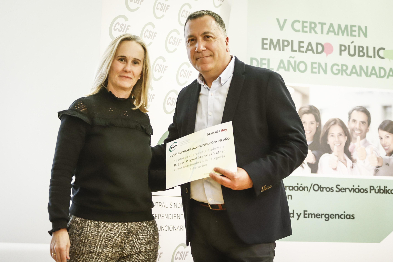 Las imágenes de la entrega de diplomas a los 23 finalistas del V Certamen del Empleado Público del año