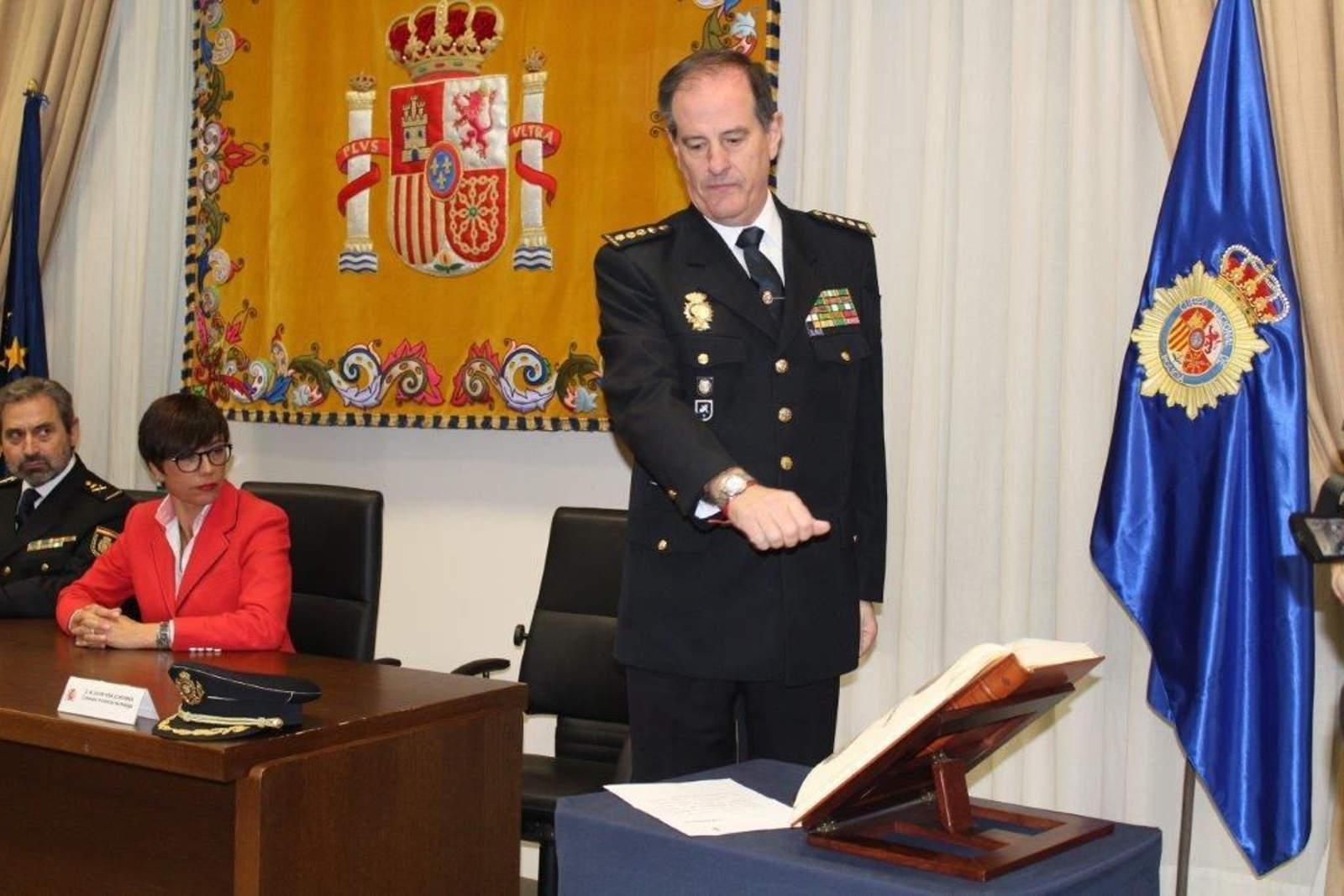 Toma de posesión del nuevo comisario jefe de la Policía Nacional de Málaga Toma de posesión del nuevo comisario jefe de la Policía Nacional de Málaga